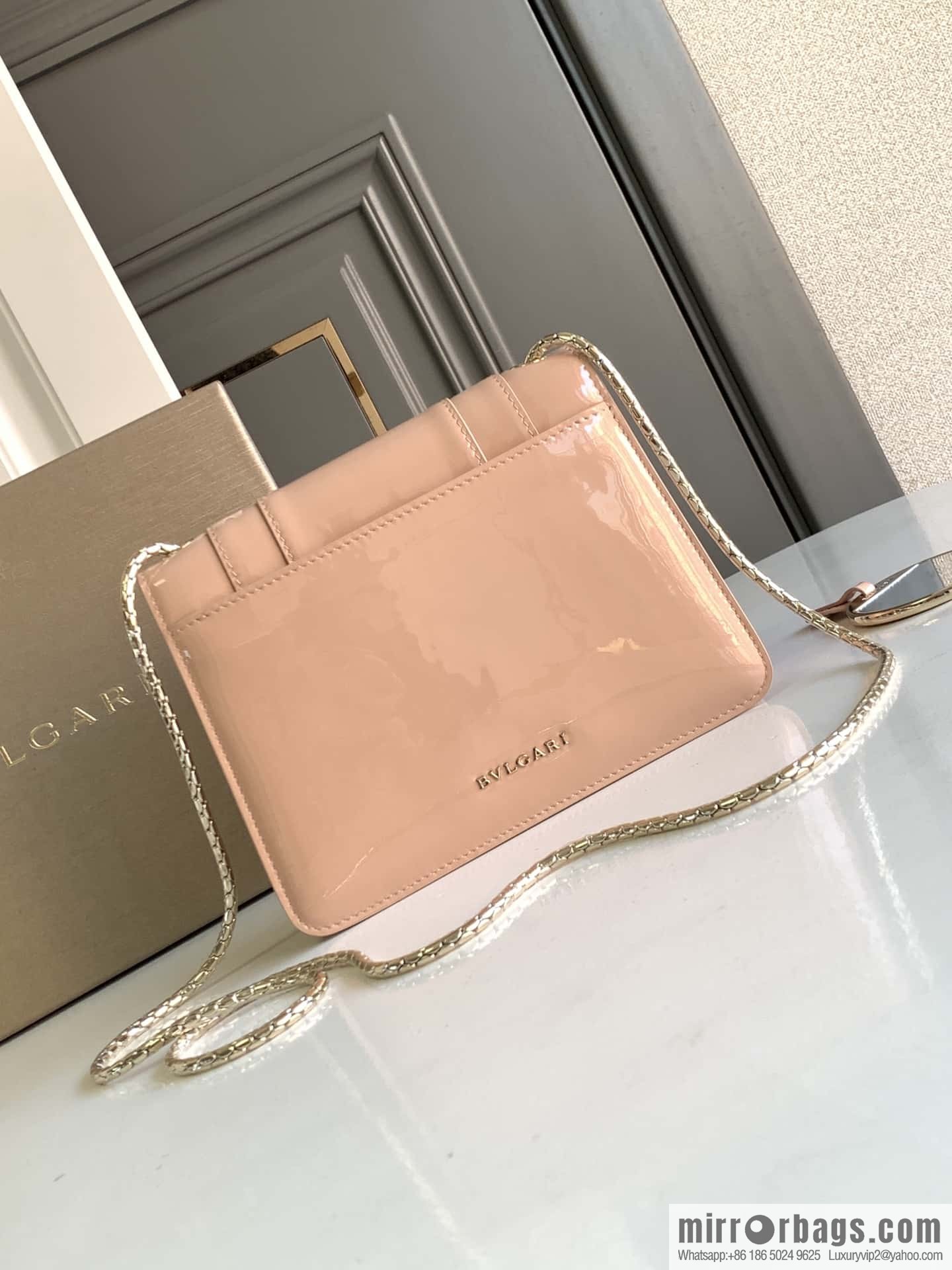 BVLGARI Bulgari SERPENTI FOREVER EAST-WEST Small Shoulder Bag 61879 pink 20CM