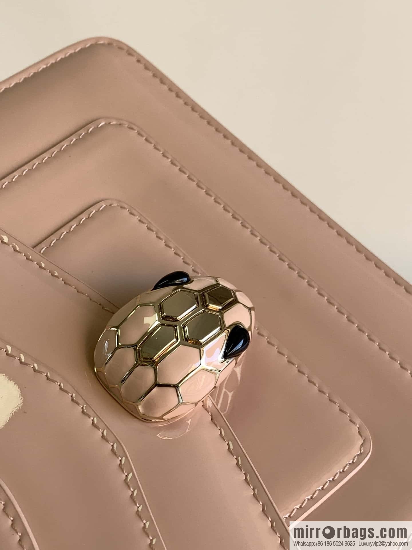 BVLGARI Bulgari SERPENTI FOREVER EAST-WEST Small Shoulder Bag 61879 pink 20CM