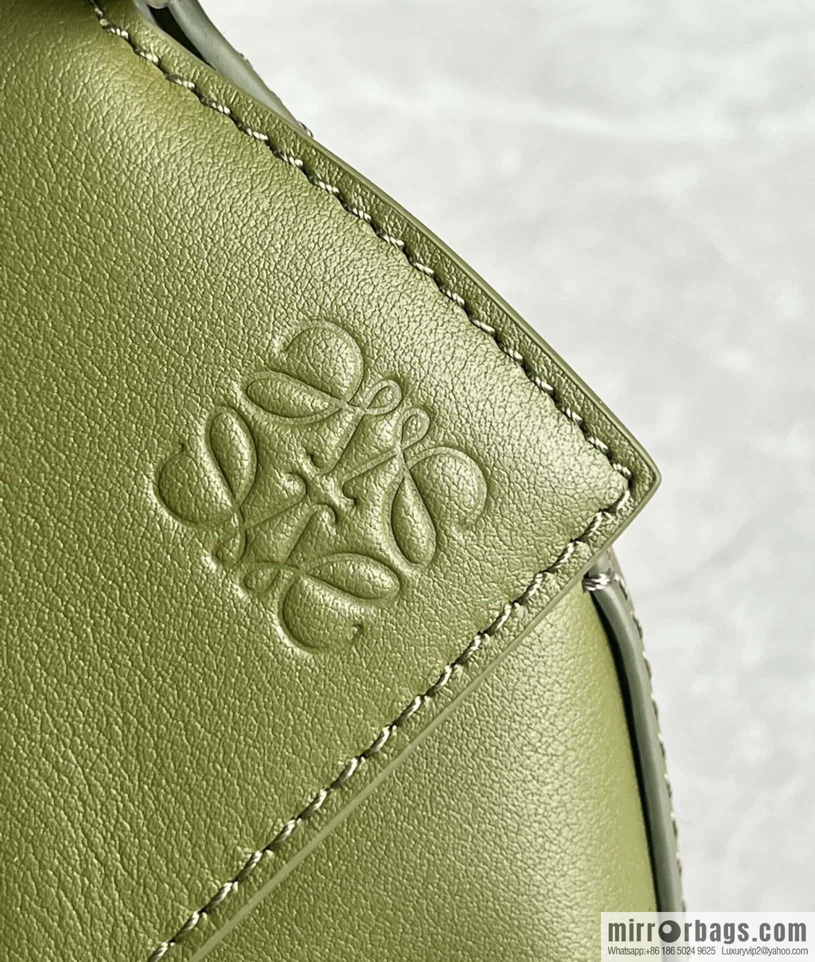 LOEWE puzzle geometric bag 24cm 0681 green spell