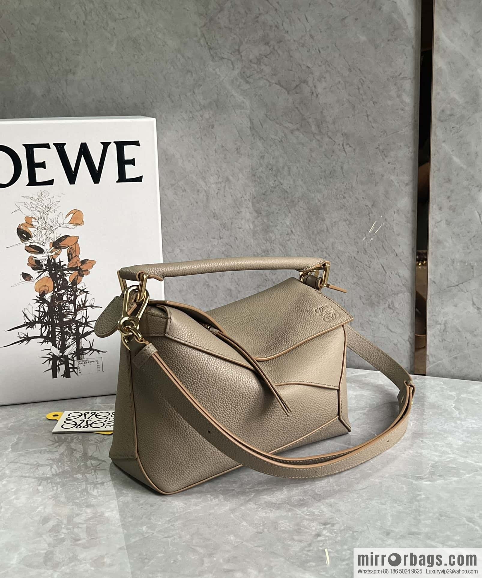 LOEWE puzzle geometric bag 24cm 0681 sand patchwork