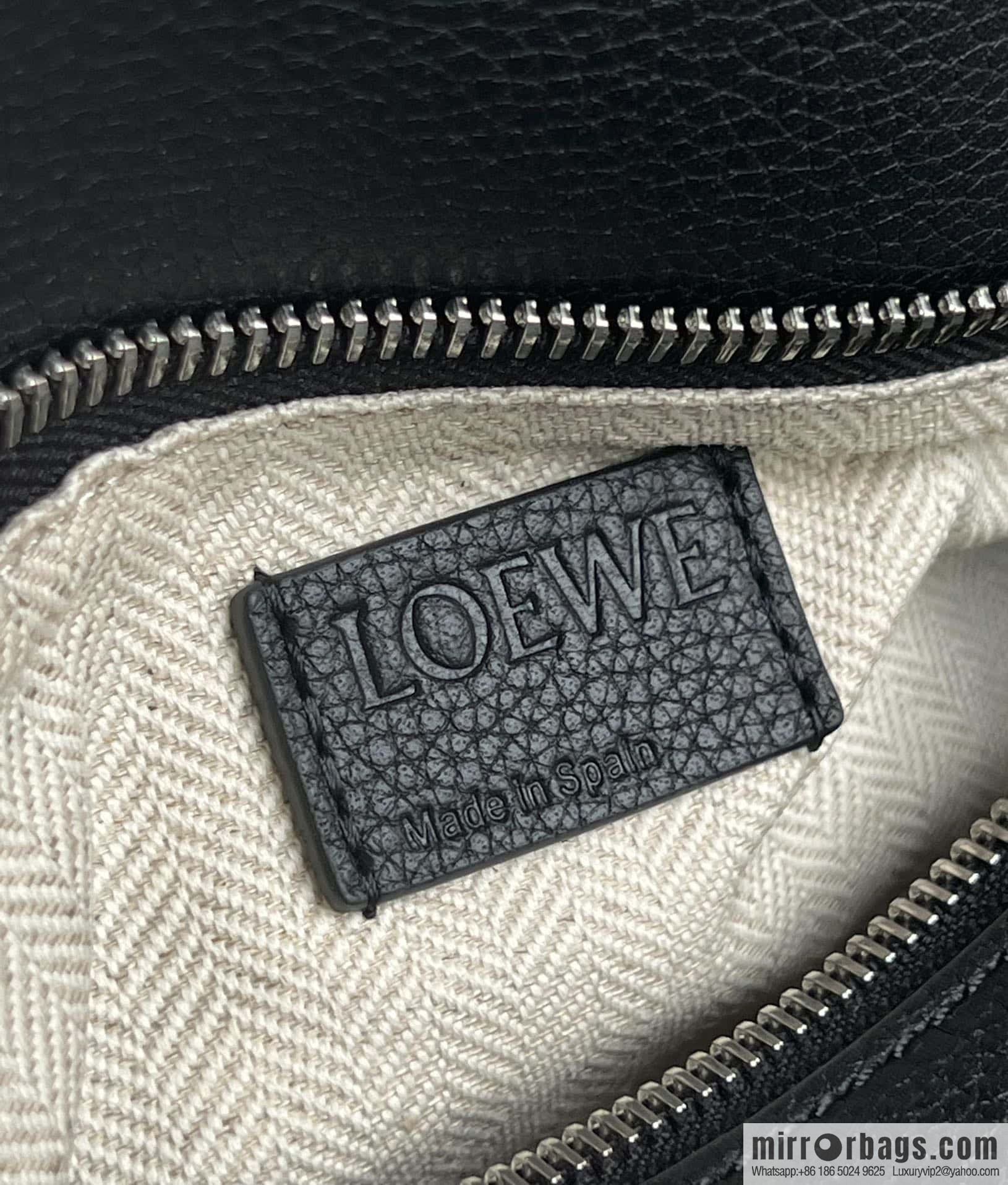 LOEWE puzzle geometric bag 24cm 0681 black