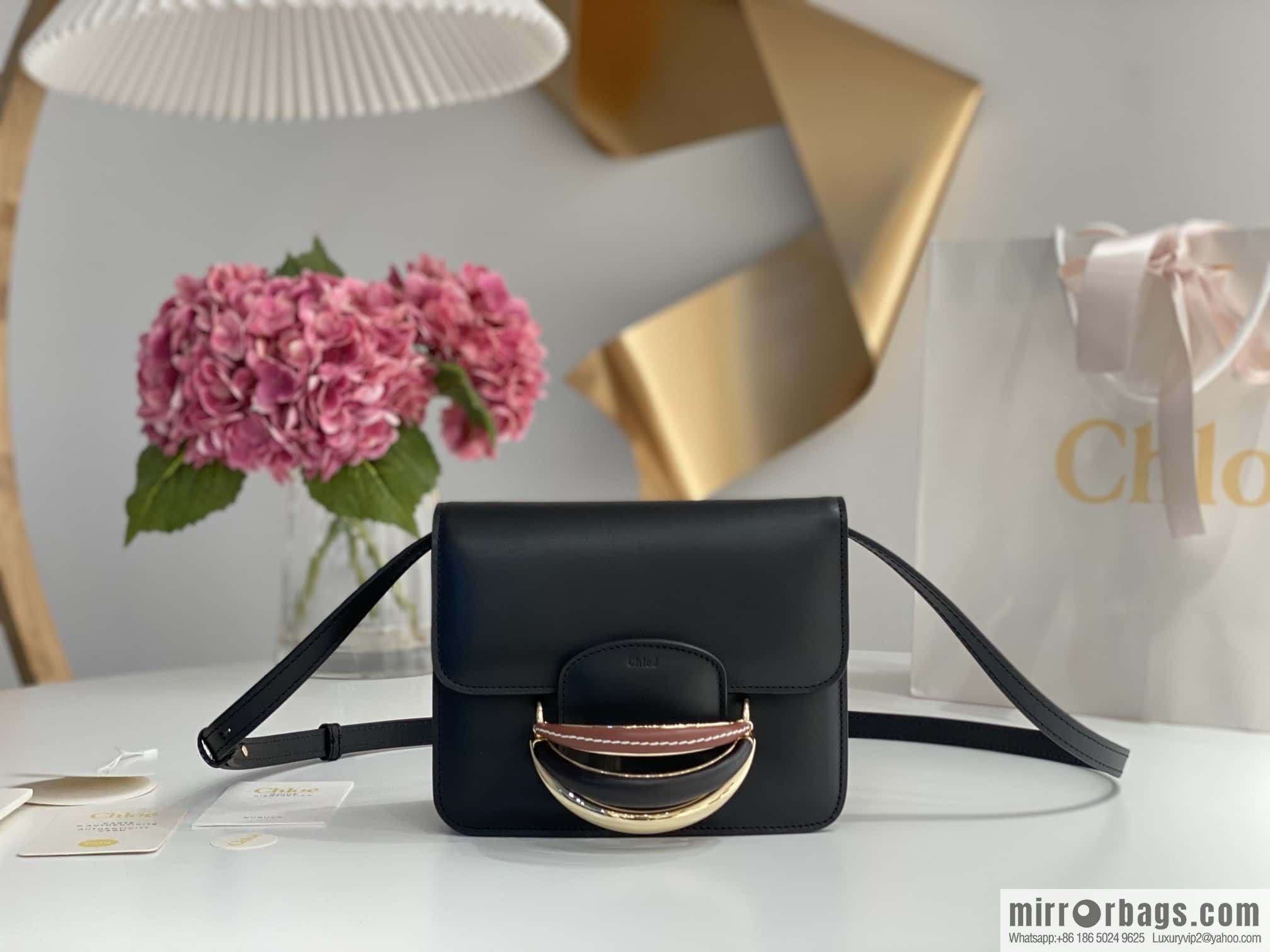Chloe Kattie bracelet bag black