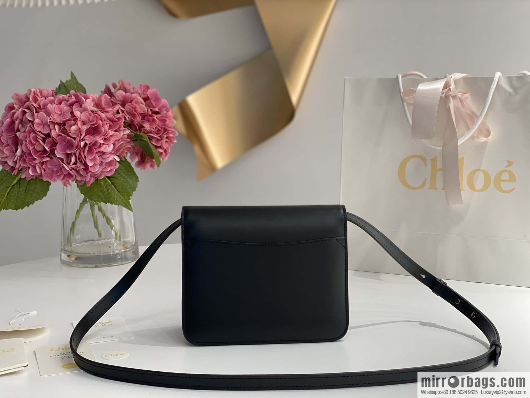 Chloe Kattie bracelet bag black
