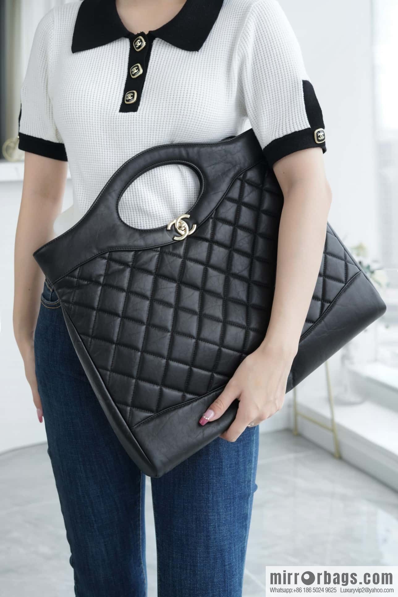 CHANEL Advanced Handicraft 31bag large black AS1010
