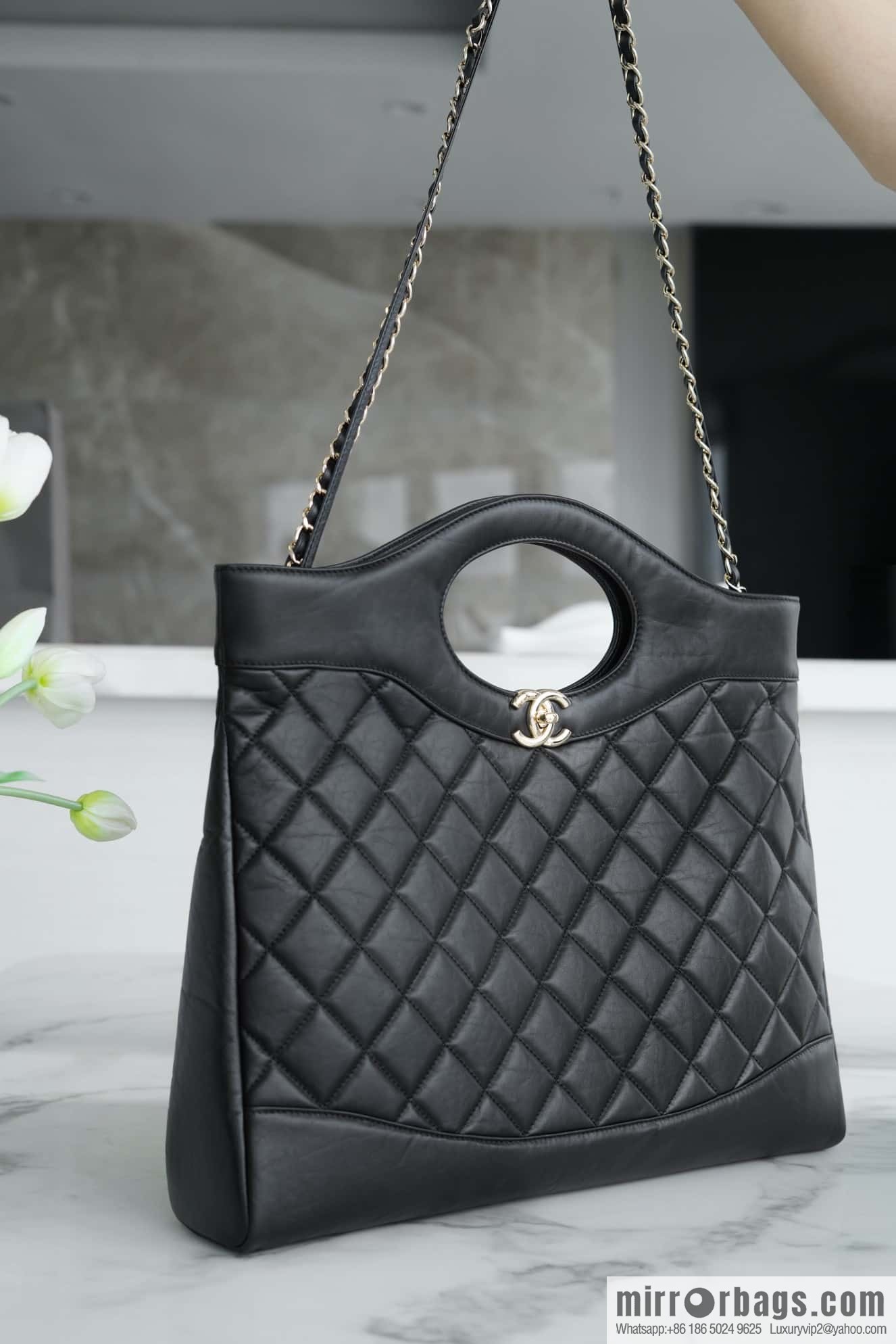 CHANEL Advanced Handicraft 31bag large black AS1010