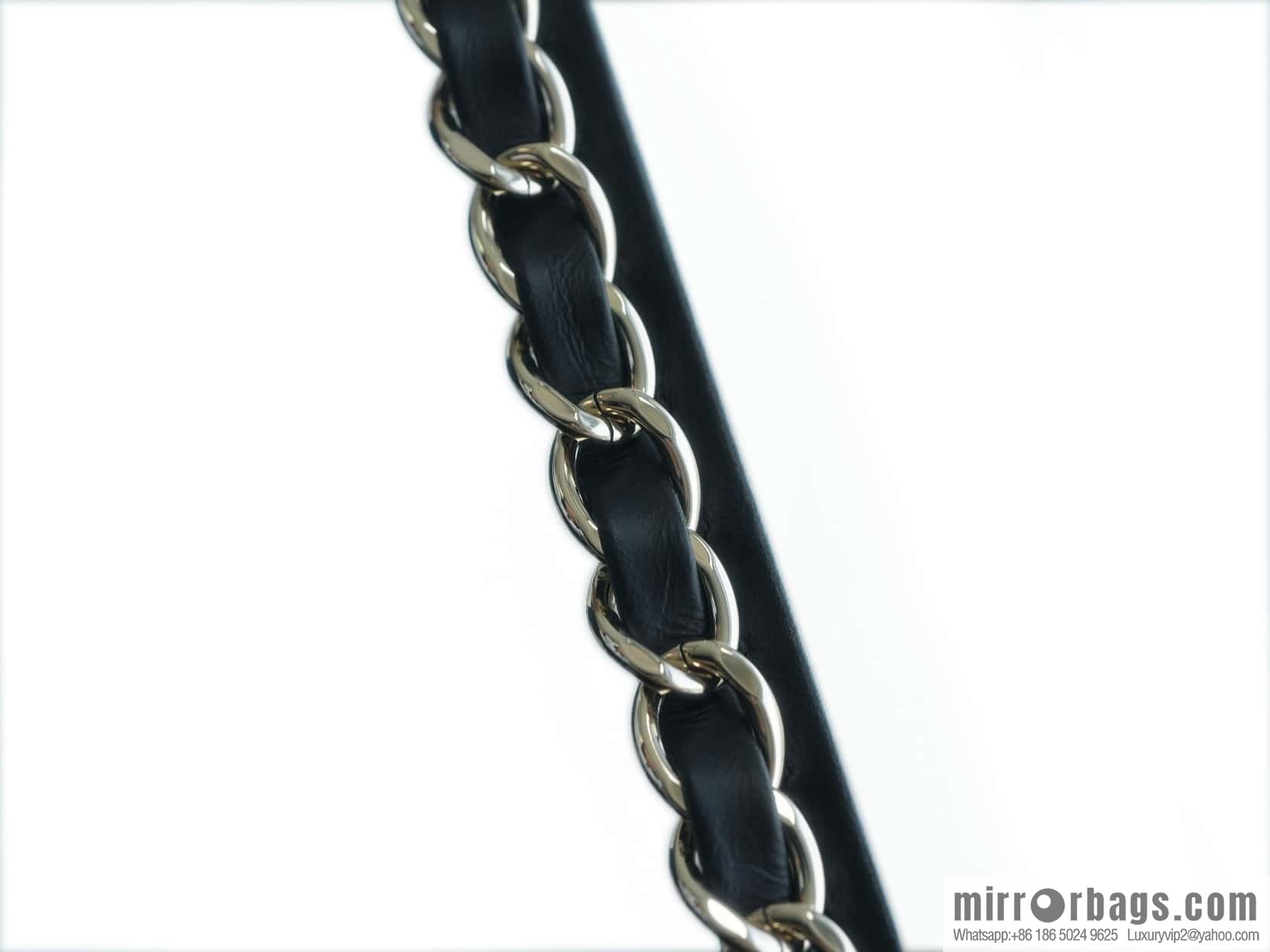 CHANEL Advanced Handicraft 31bag large black AS1010