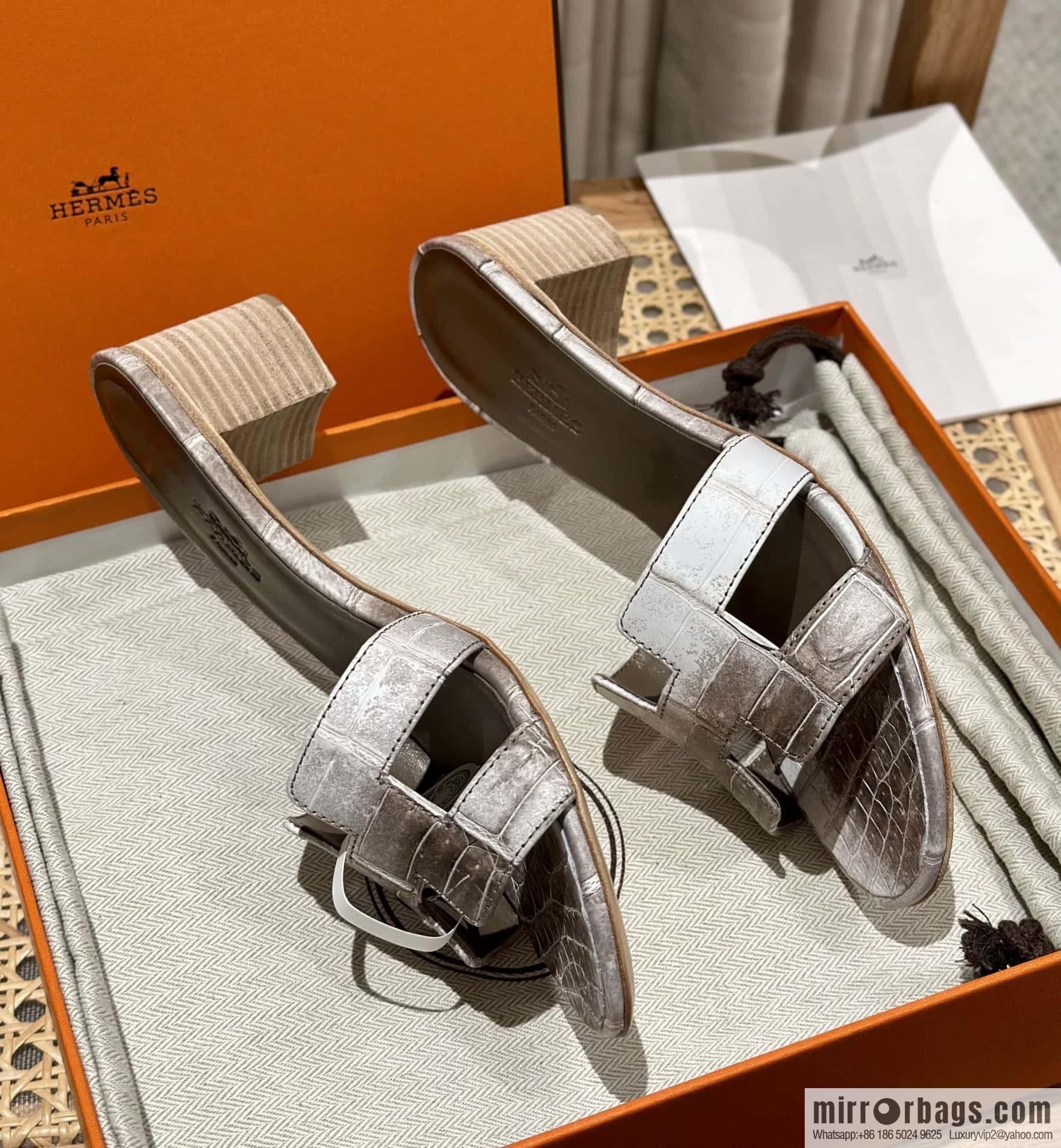 Hermès Crocodile 🐊 slippers