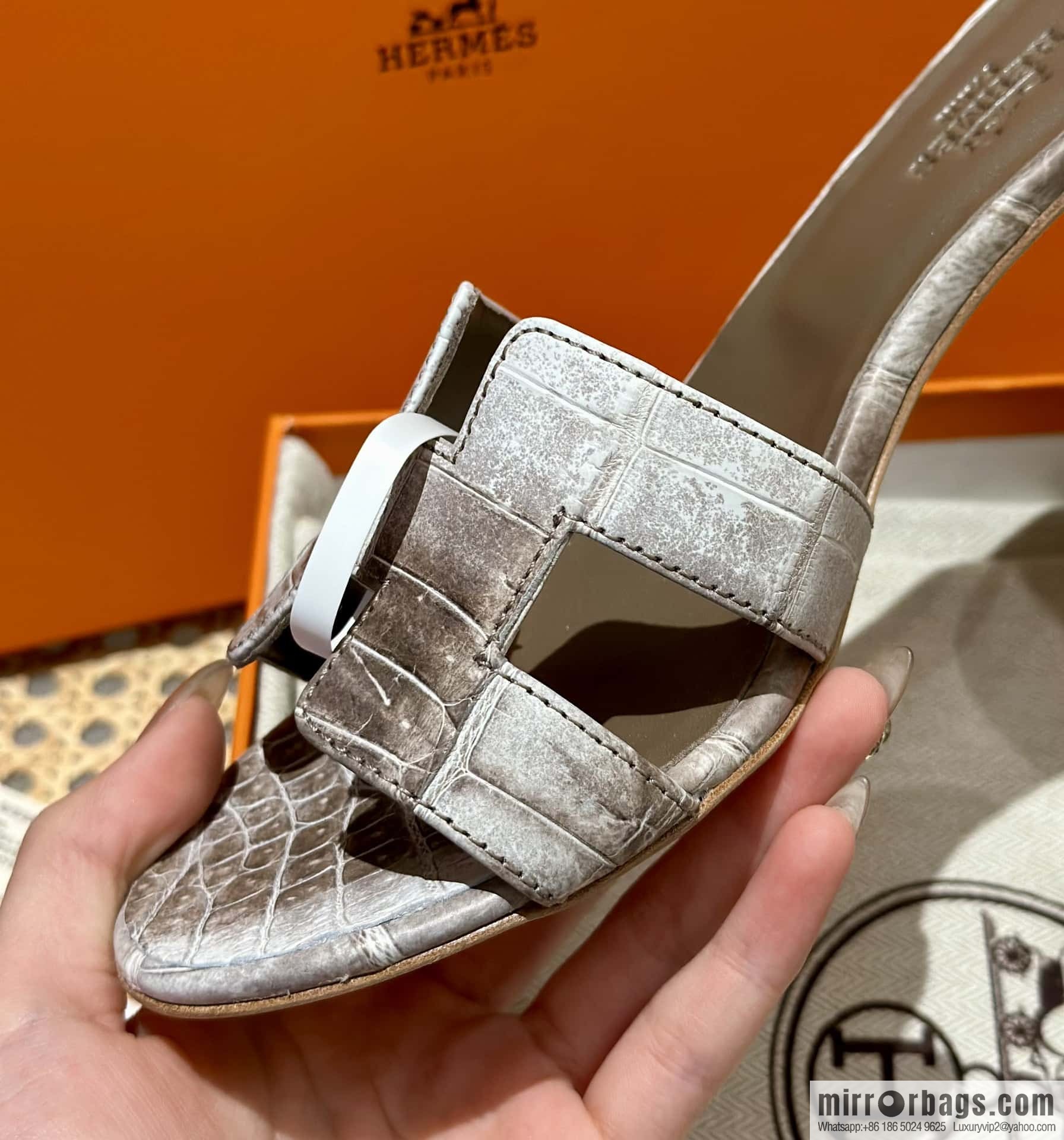 Hermès Crocodile 🐊 slippers