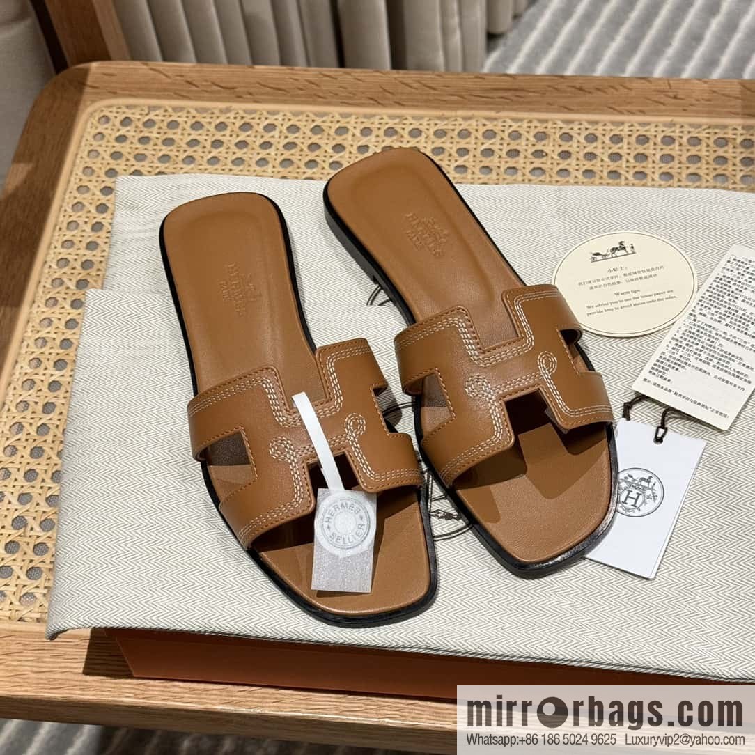Hermès new embroidered slippers