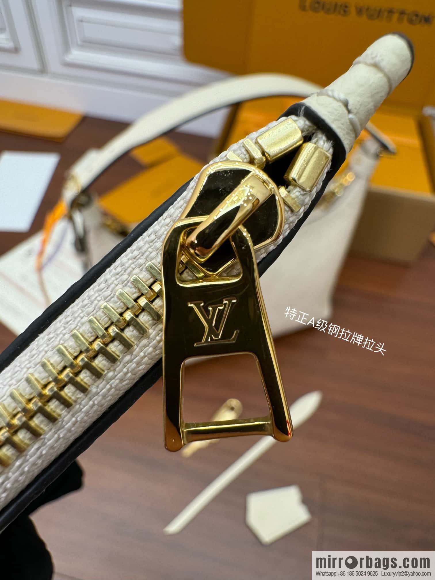 LV M46609 Sac Sport