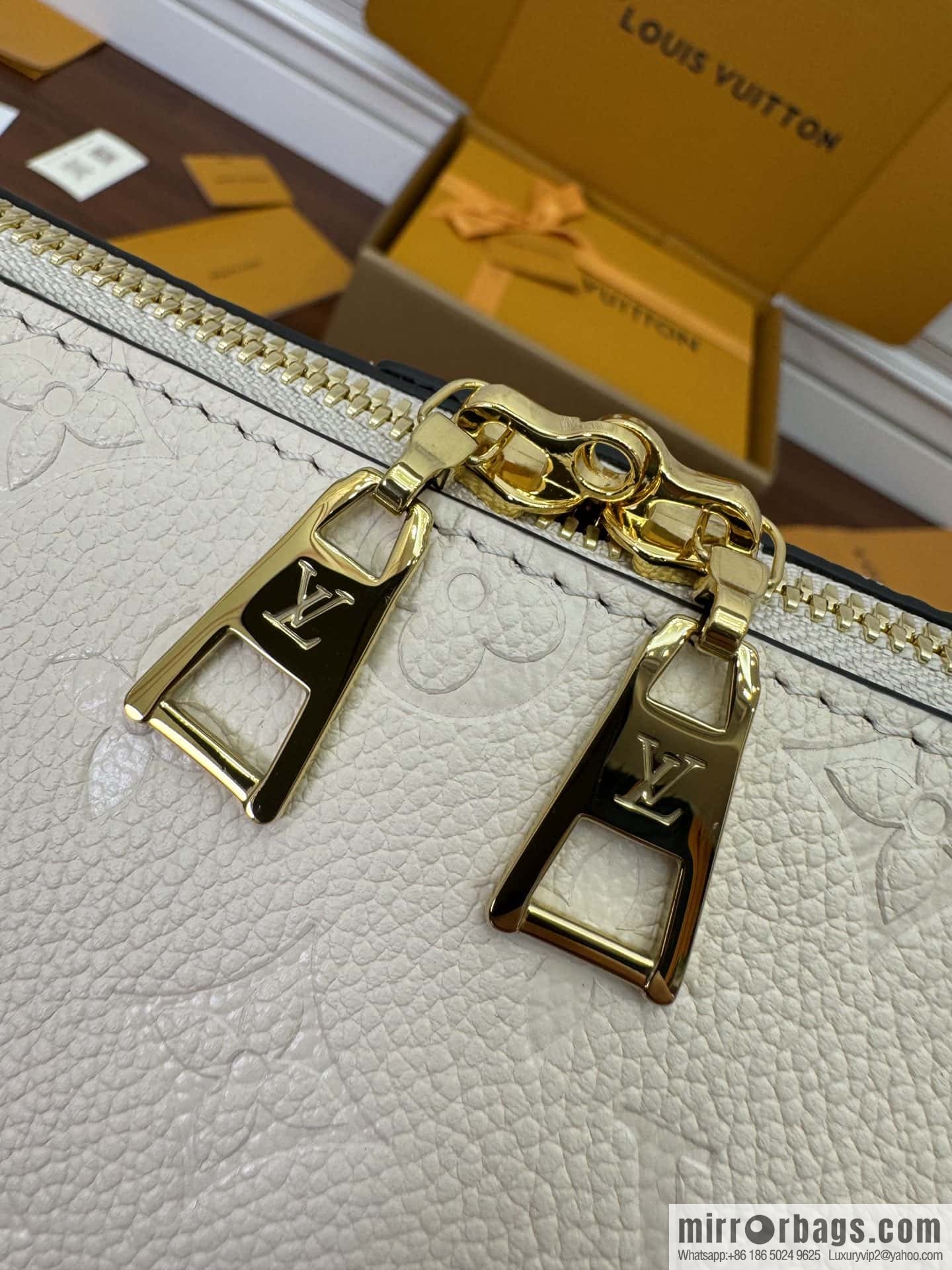 LV M46609 Sac Sport