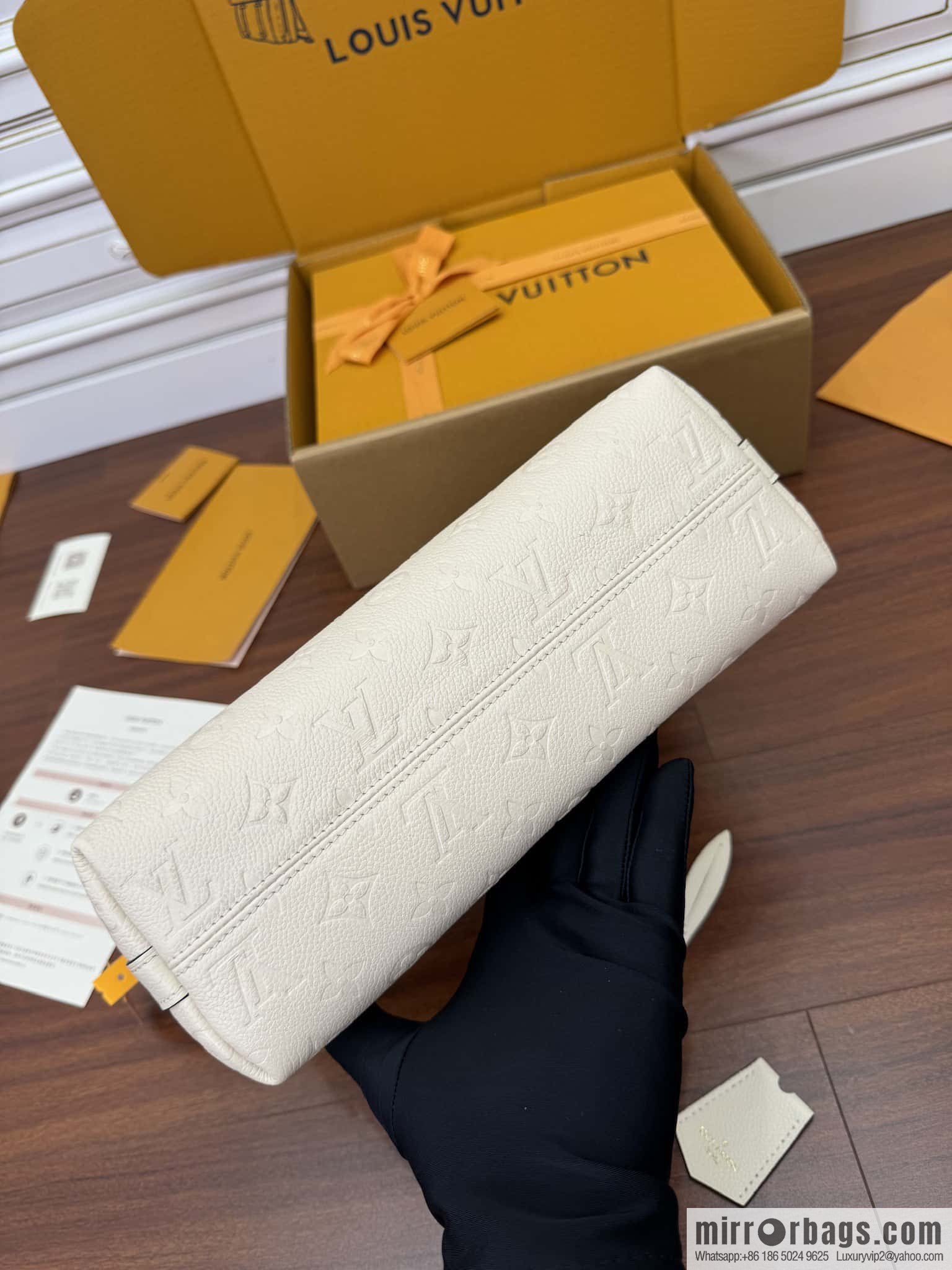 LV M46609 Sac Sport