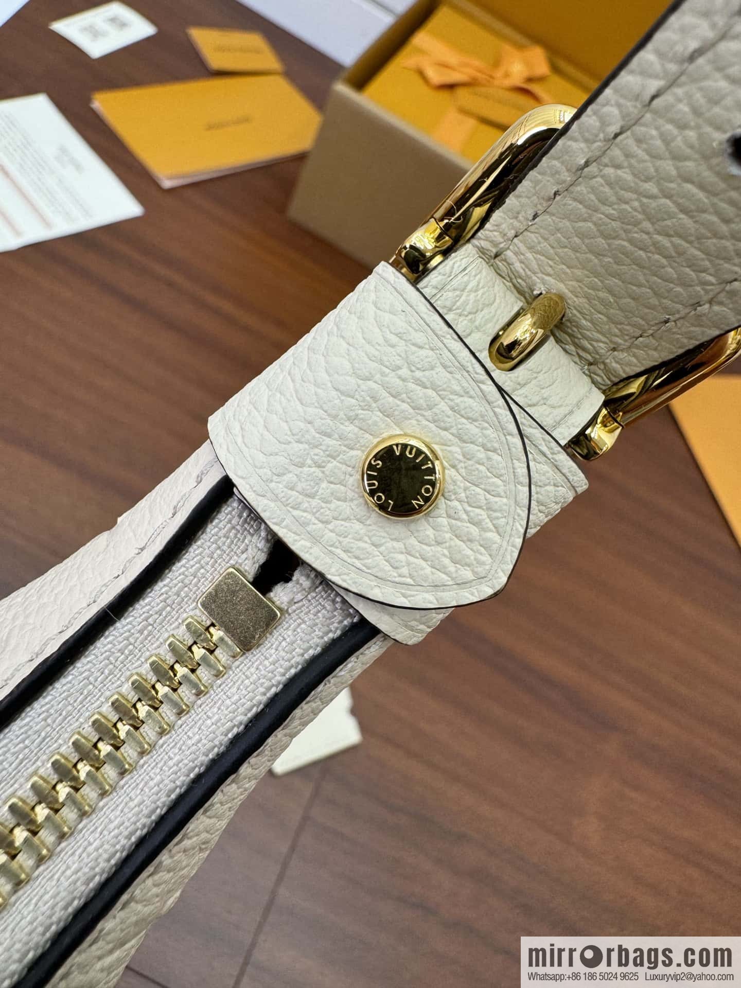 LV M46609 Sac Sport