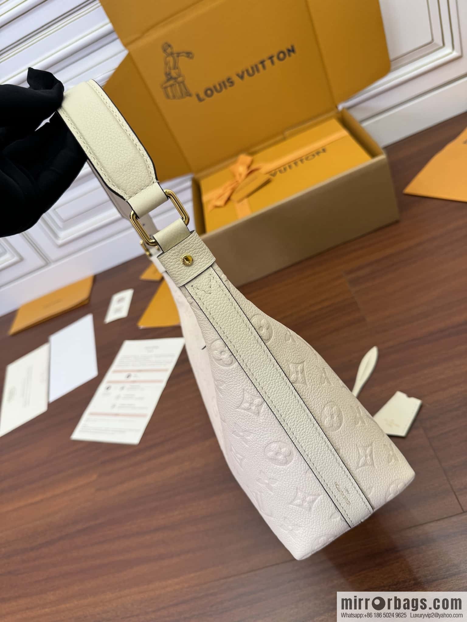 LV M46609 Sac Sport