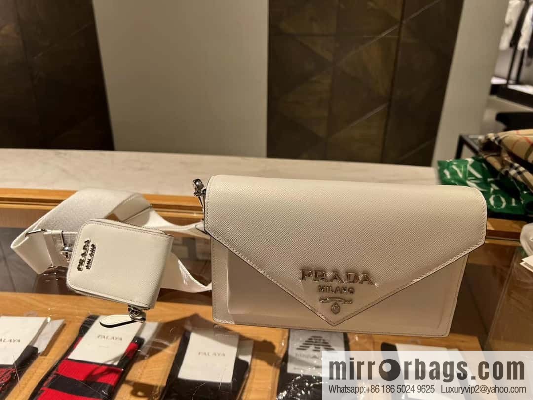 PRADA 🎉 new three-in-one 🎉 1BP020A 👏👏 new color😘