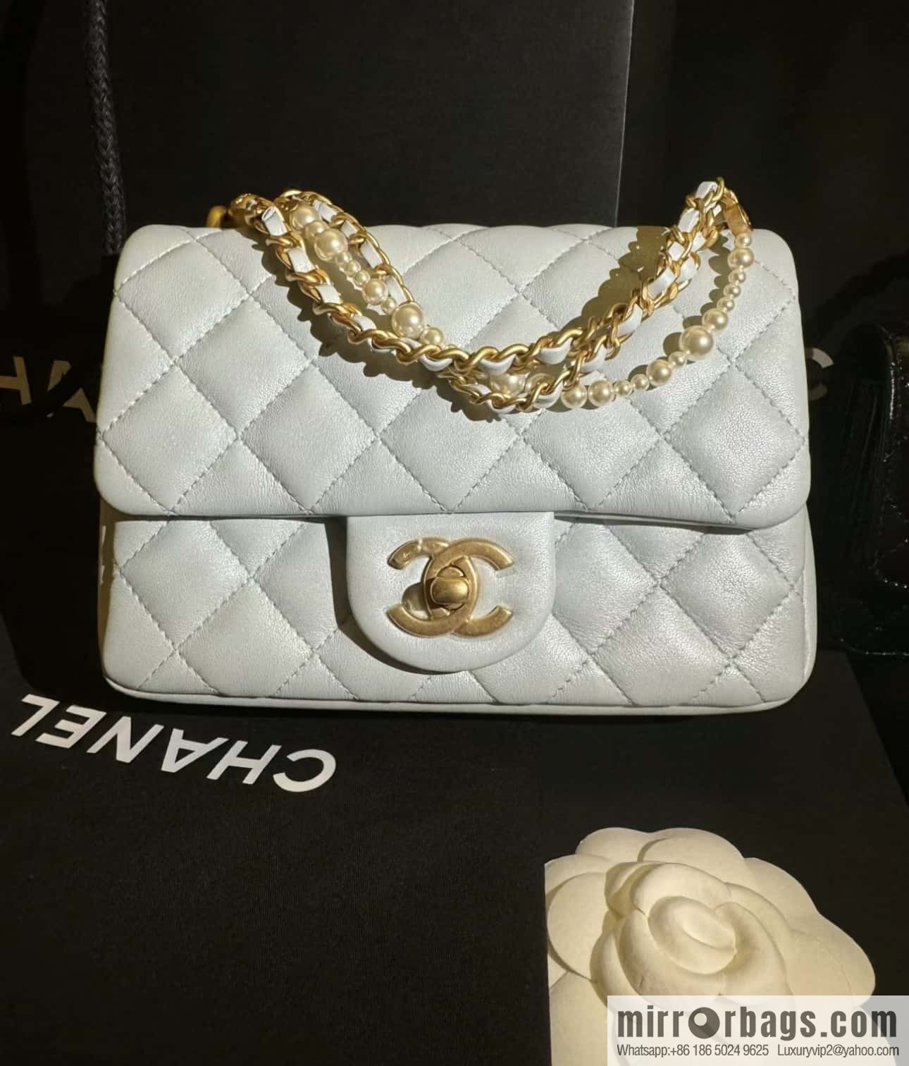 CHANEL 24P Spring and Summer Preview Series Limited Edition Pearl Square Fatty AS4385