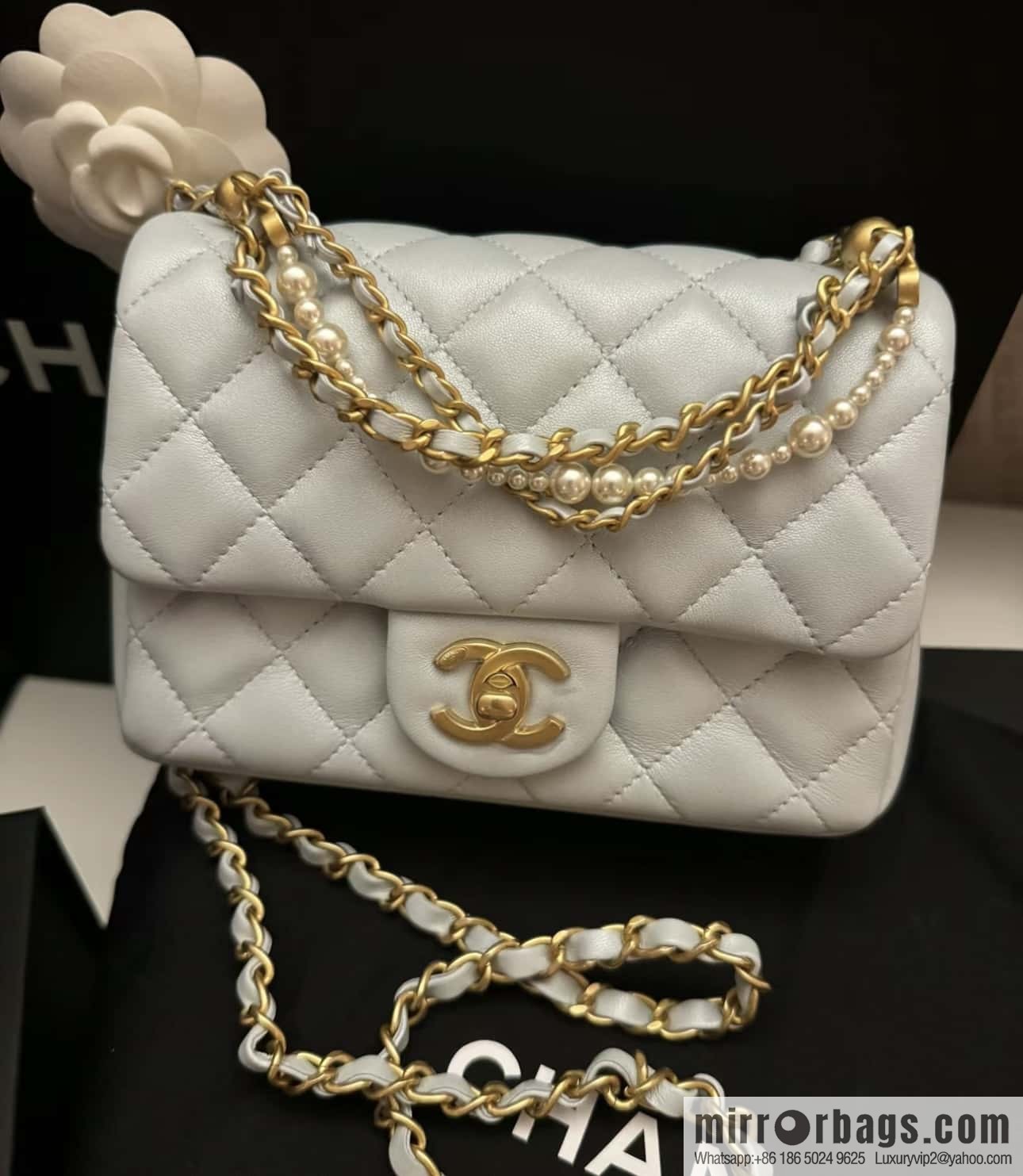 CHANEL 24P Spring and Summer Preview Series Limited Edition Pearl Square Fatty AS4385