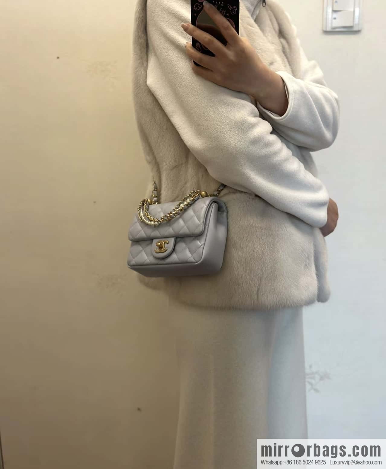 CHANEL 24P Spring and Summer Preview Series Limited Edition Pearl Square Fatty AS4385