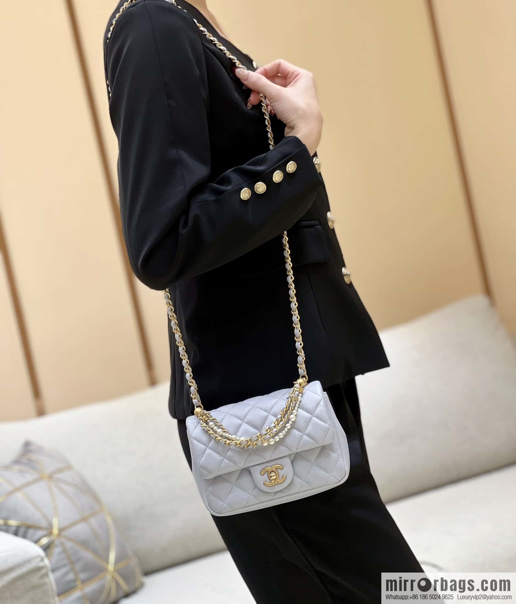 CHANEL 24P Spring and Summer Preview Series Limited Edition Pearl Square Fatty AS4385