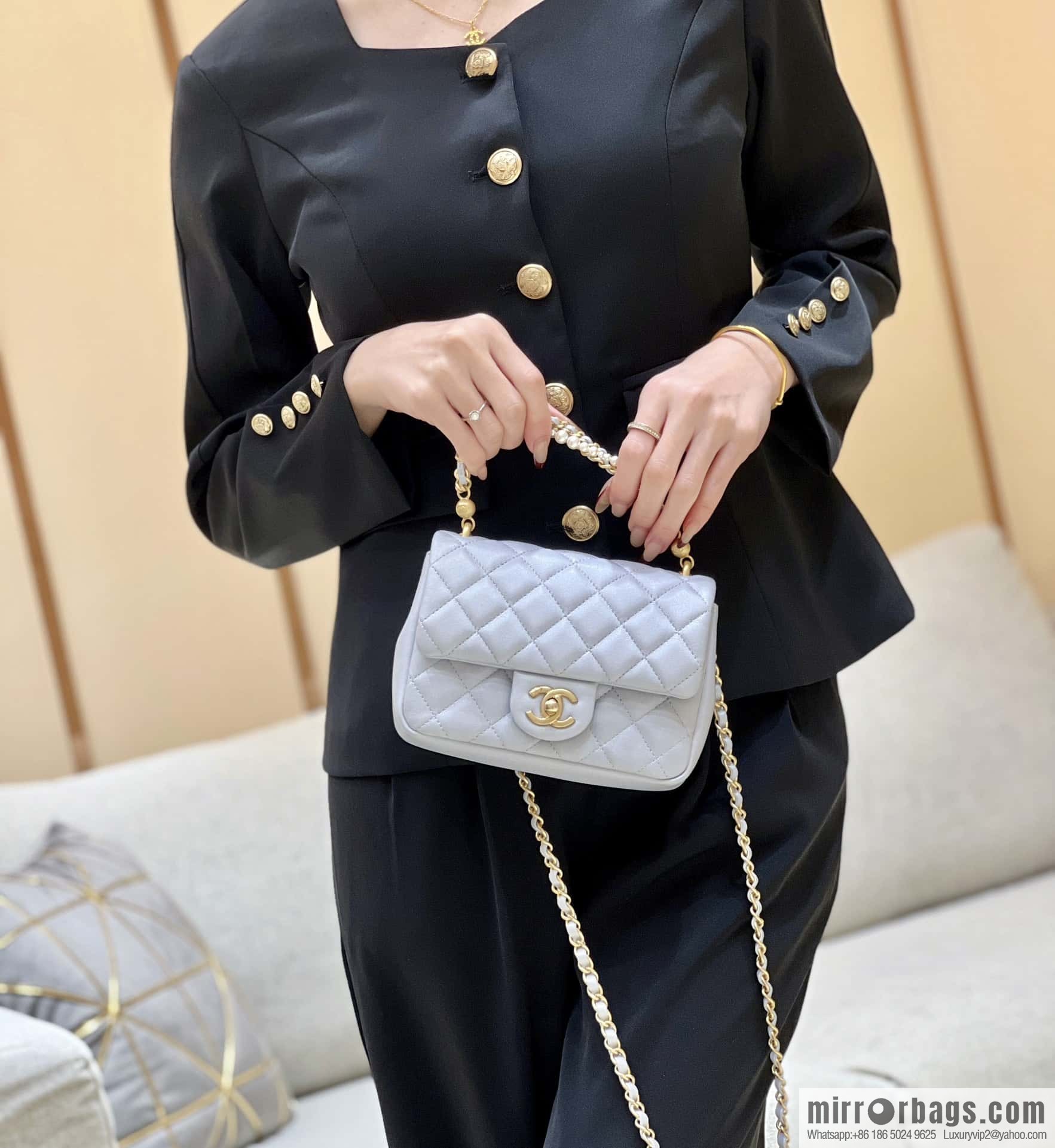 CHANEL 24P Spring and Summer Preview Series Limited Edition Pearl Square Fatty AS4385