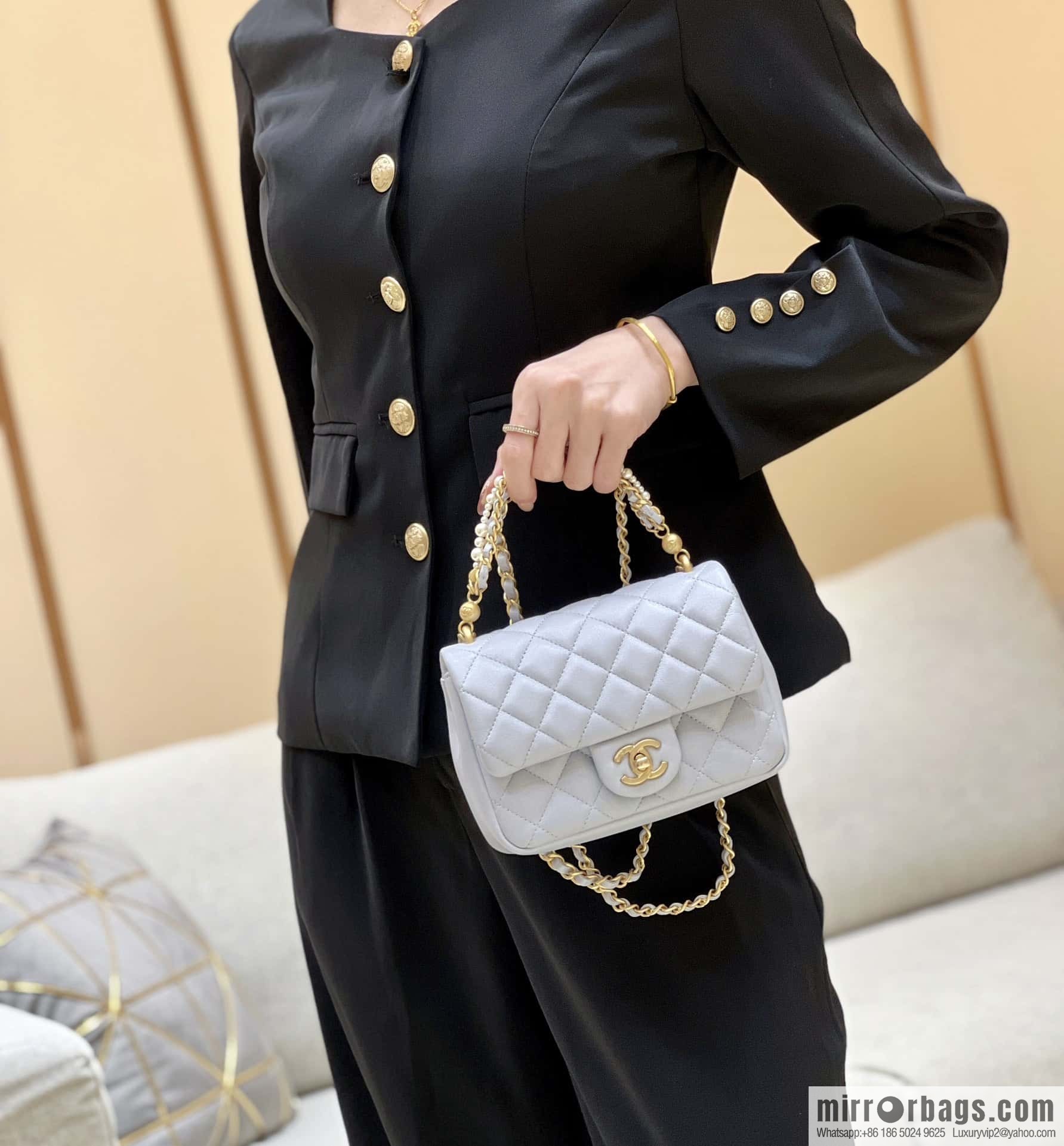 CHANEL 24P Spring and Summer Preview Series Limited Edition Pearl Square Fatty AS4385
