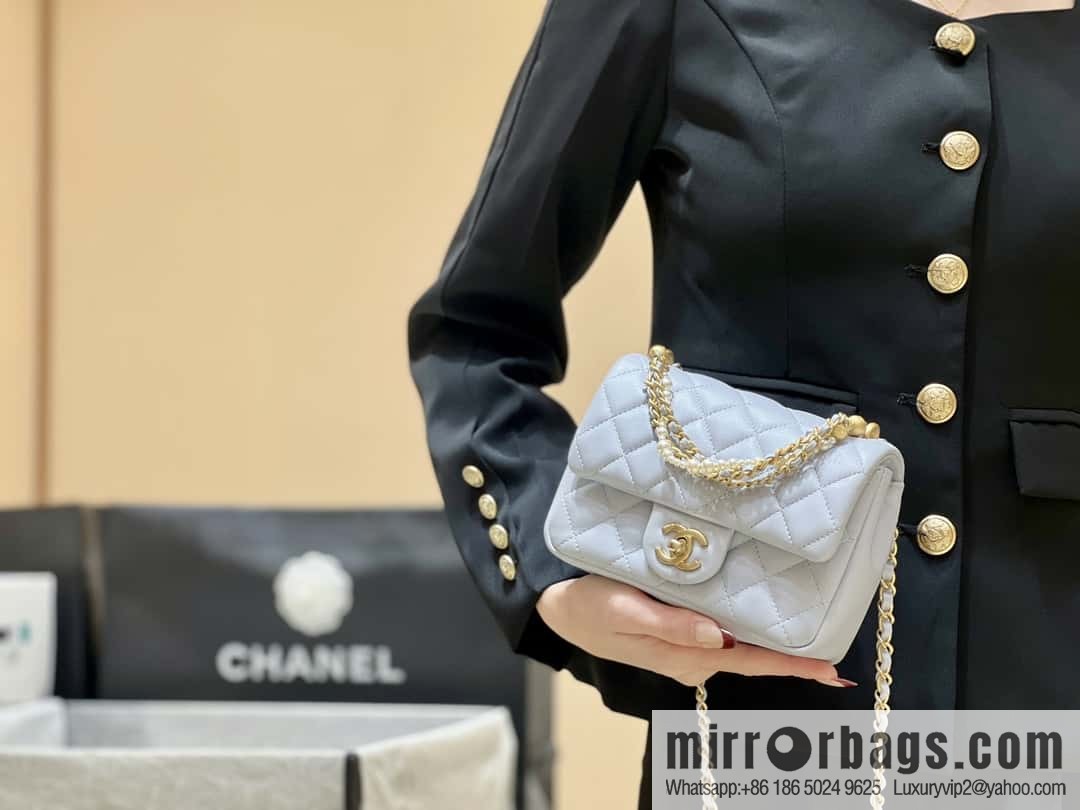 CHANEL 24P Spring and Summer Preview Series Limited Edition Pearl Square Fatty AS4385