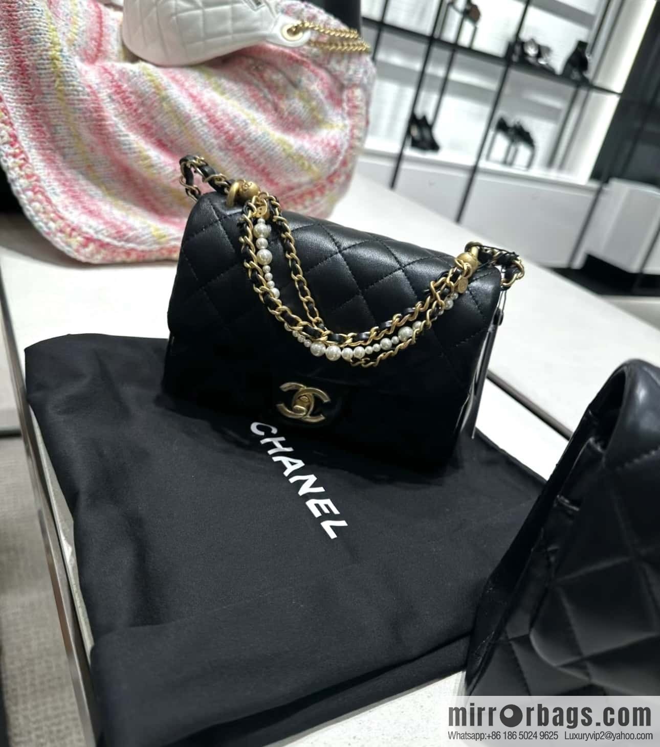 CHANEL 24P Spring and Summer Preview Series Limited Edition Pearl Square Fatty AS4385 black
