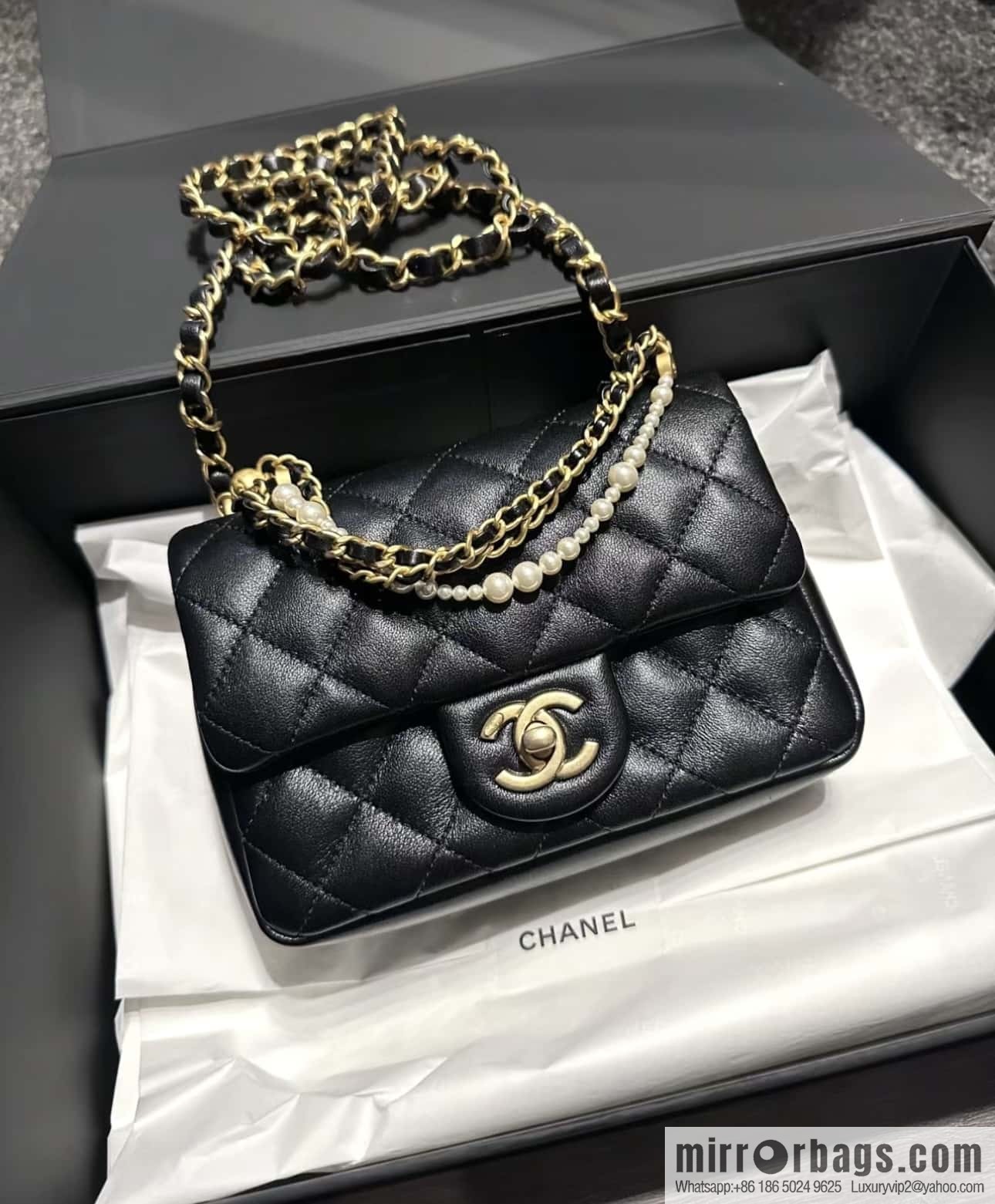 CHANEL 24P Spring and Summer Preview Series Limited Edition Pearl Square Fatty AS4385 black
