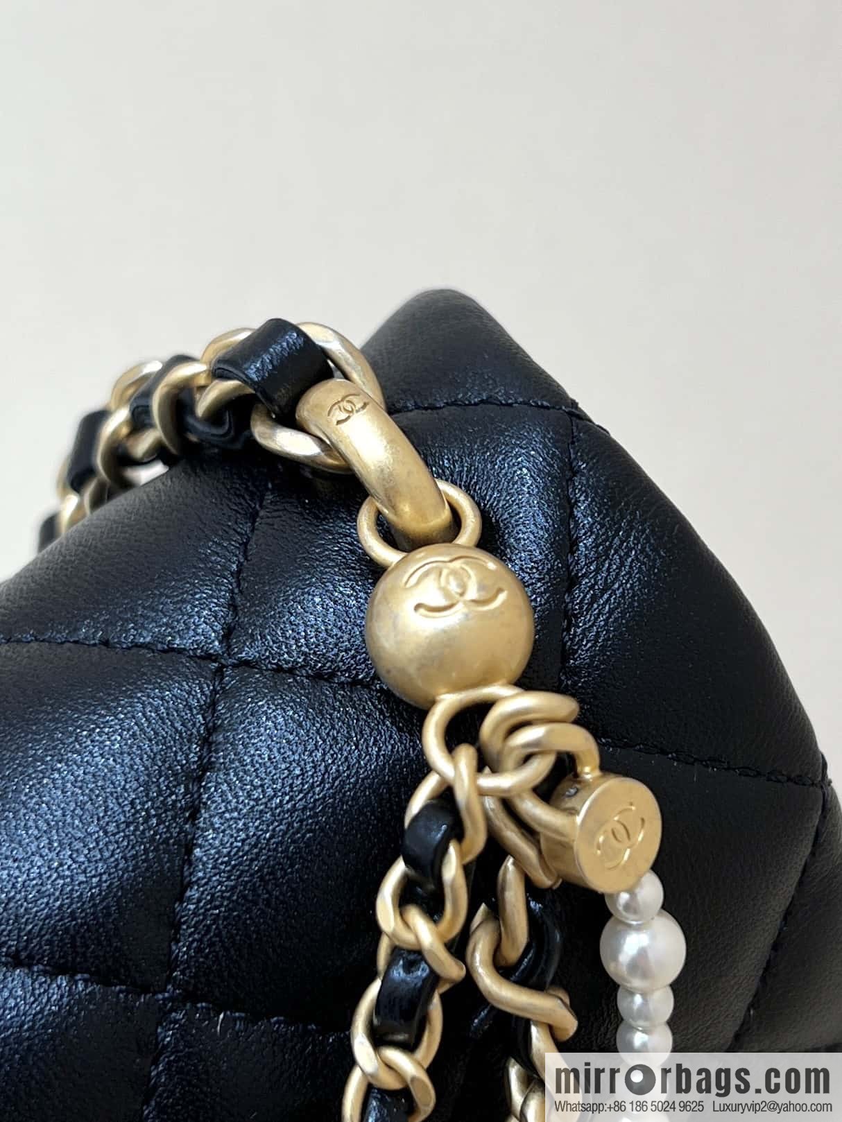 CHANEL 24P Spring and Summer Preview Series Limited Edition Pearl Square Fatty AS4385 black