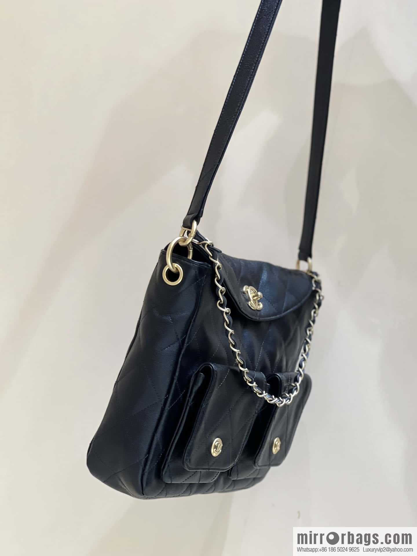 CHANEL 24P spring and summer trailer series big hit hobo Vintage bag AS4668 black