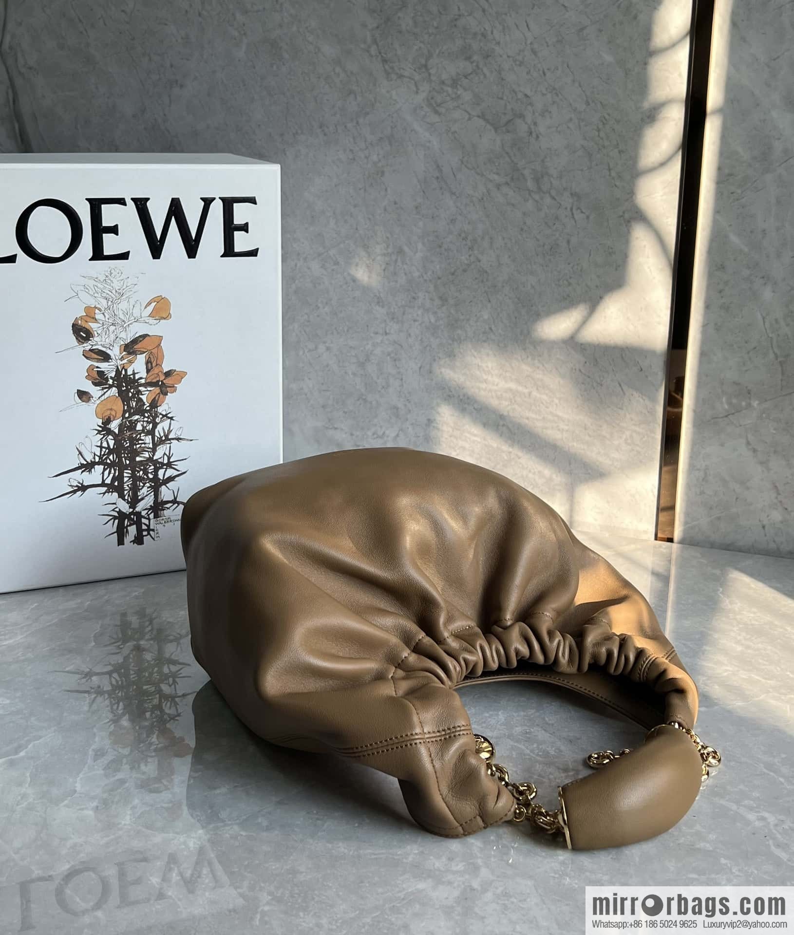 LOEWE Squeezed Underarm Bag 0701 Oak Brown 29.5CM