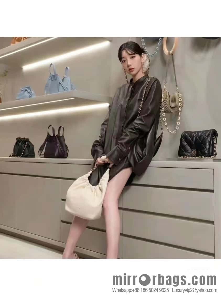 LOEWE Squeezed Underarm Bag 0701 White 29.5CM