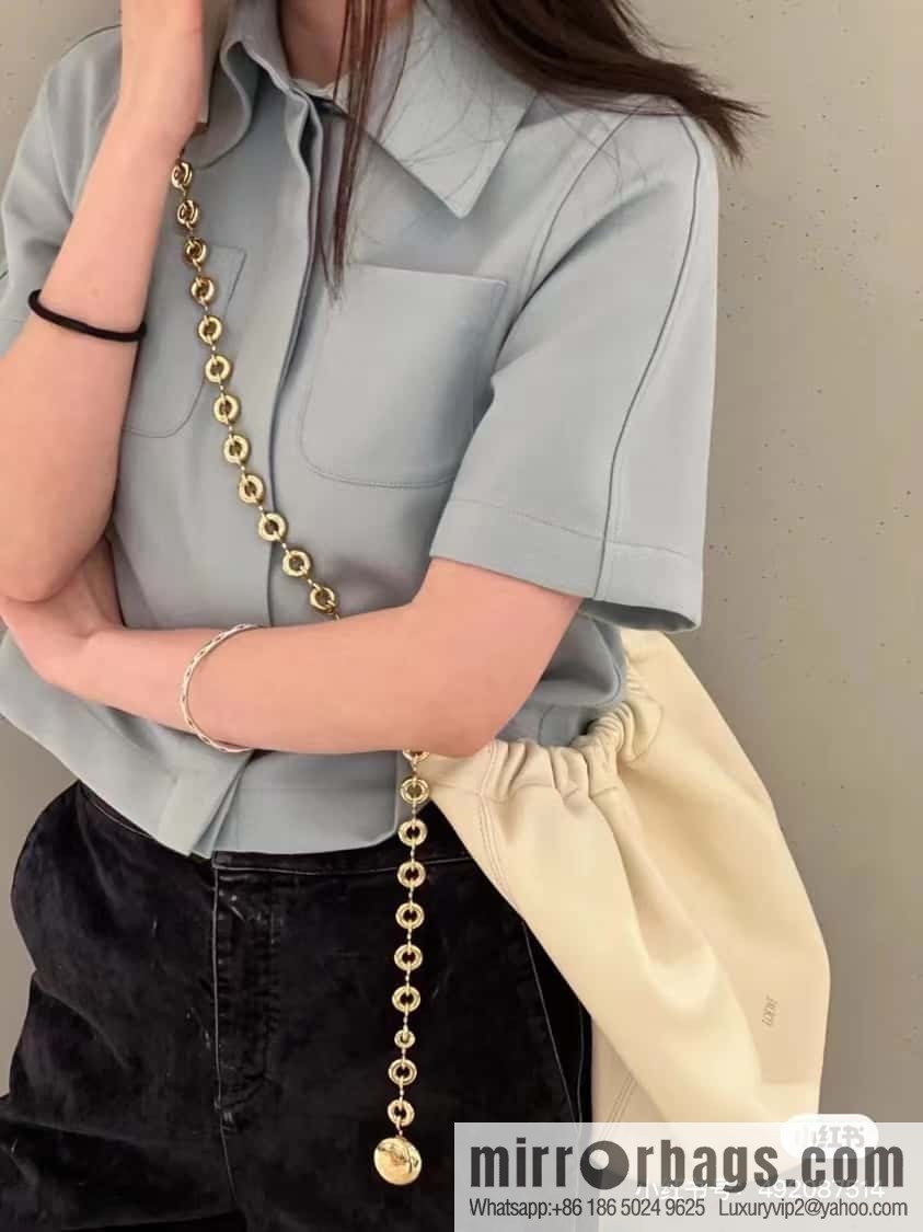 LOEWE Squeezed Underarm Bag 0701 White 29.5CM