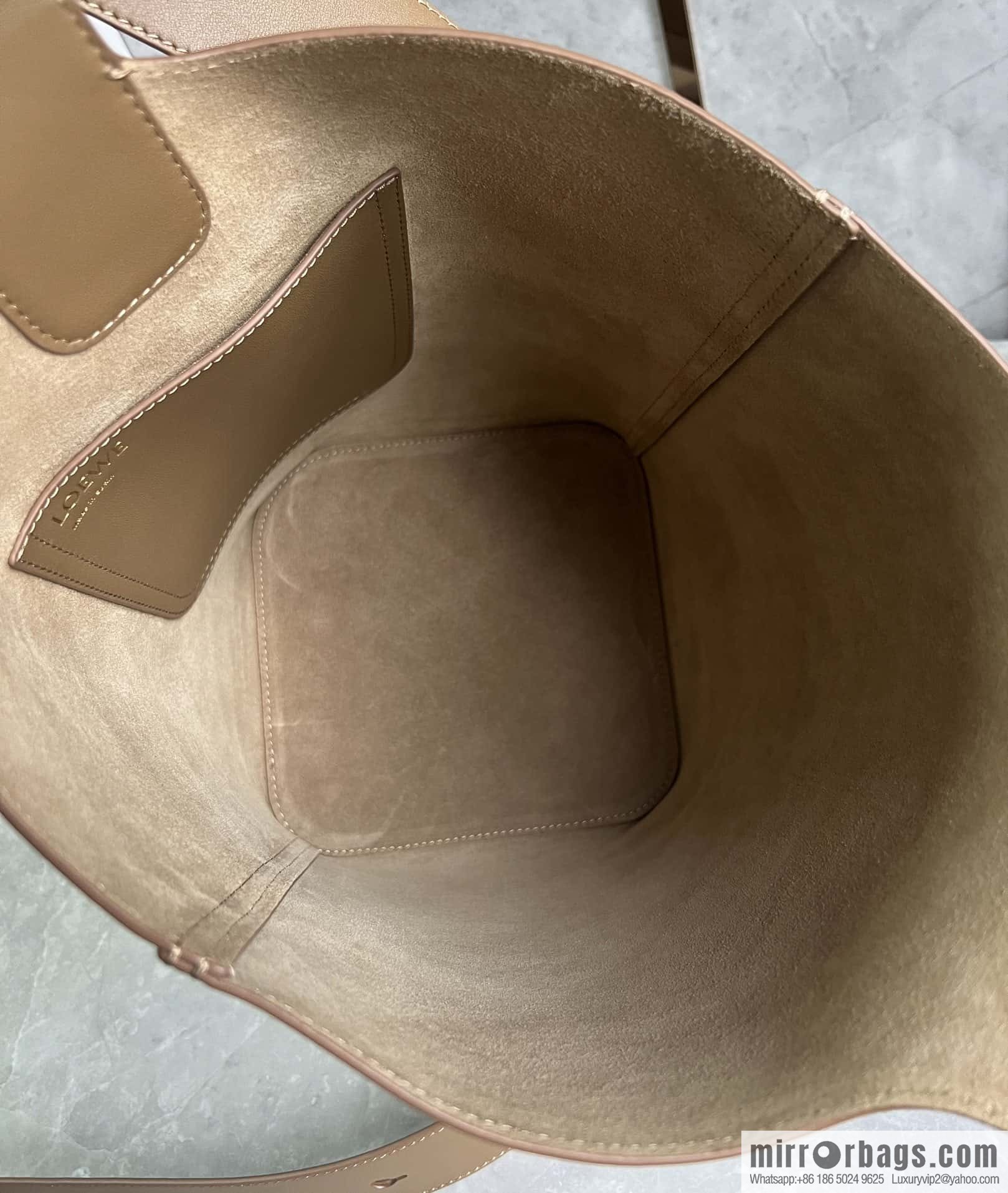 LOEWE Pebble bucket bag 0703 brown 24.5CM