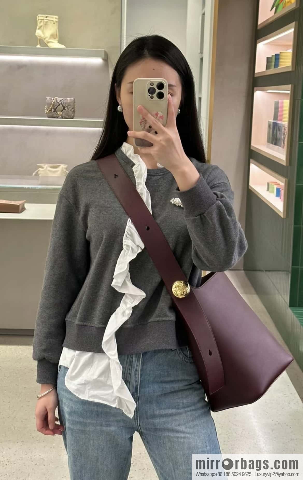 LOEWE Pebble bucket bag 0703 burgundy 24.5CM