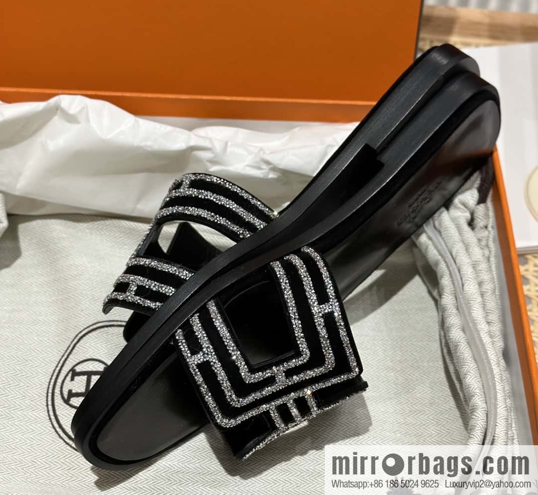 Hermès Spring/Summer 2022 New H Slippers