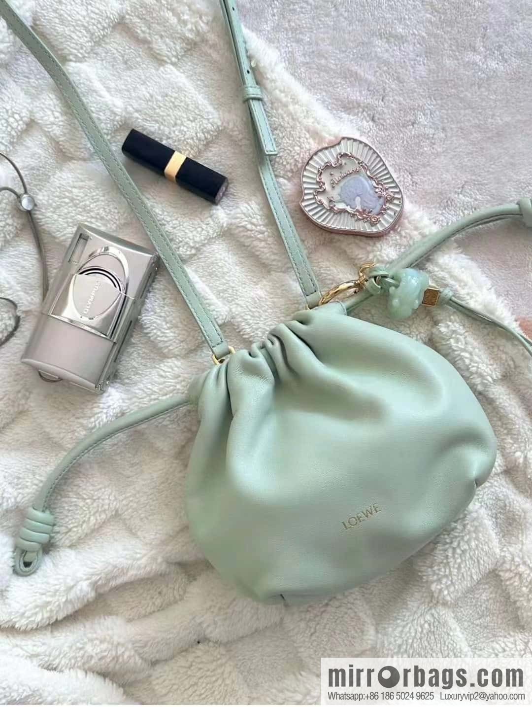 LOEWE new small purse lucky bag 0805 spring jade 23CM