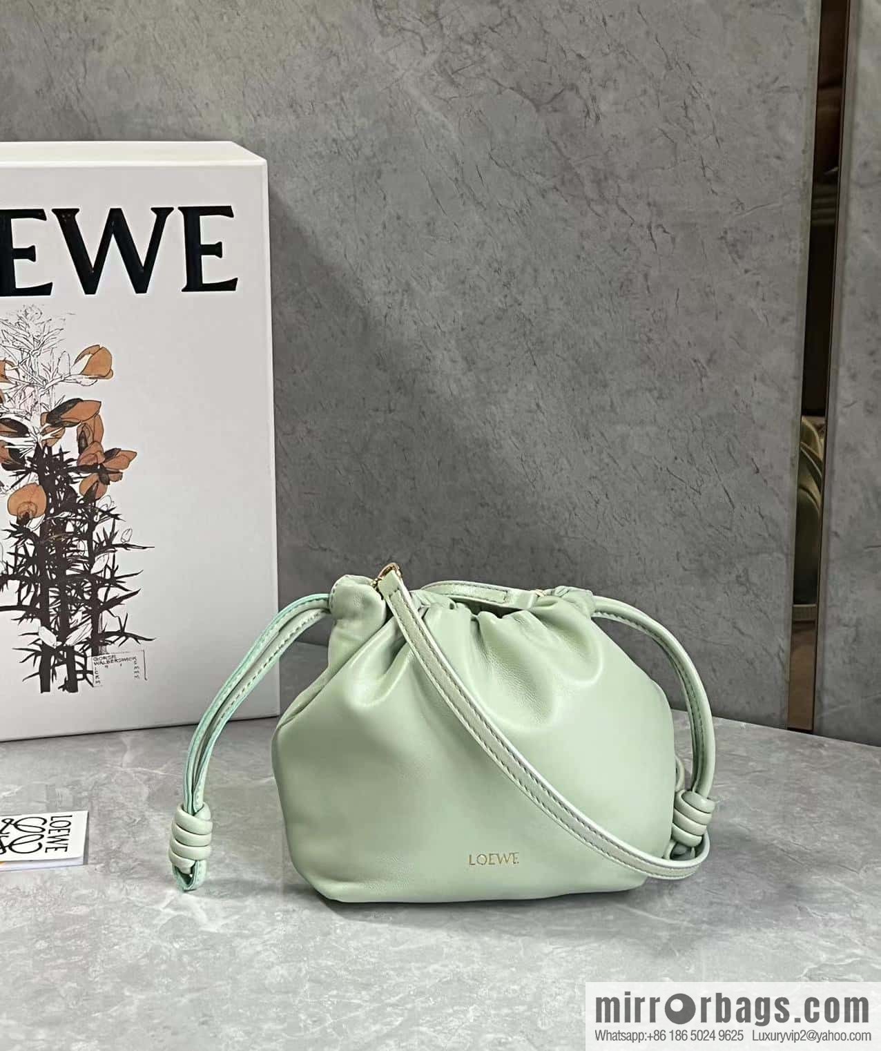 LOEWE new small purse lucky bag 0805 spring jade 23CM