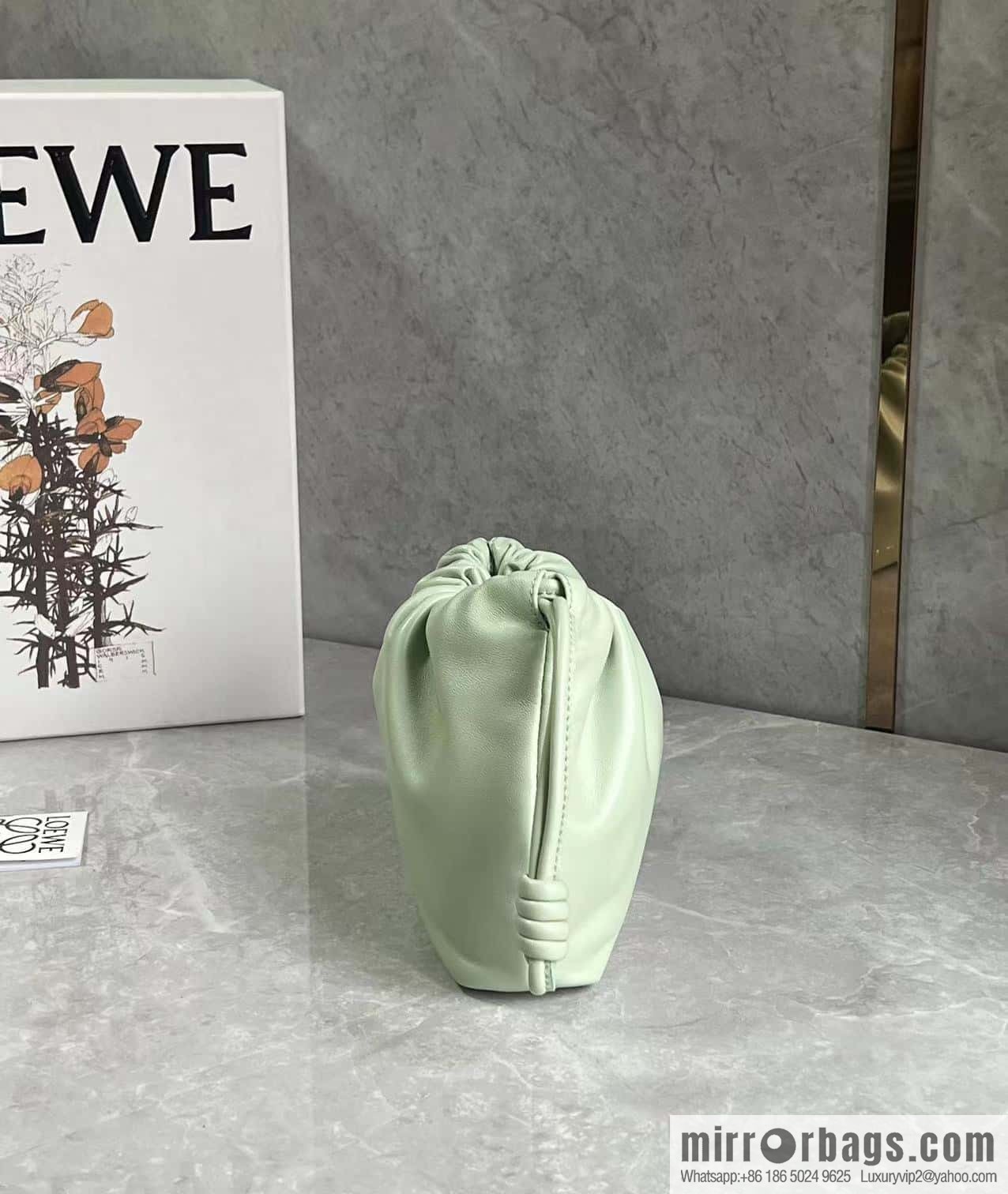 LOEWE new small purse lucky bag 0805 spring jade 23CM