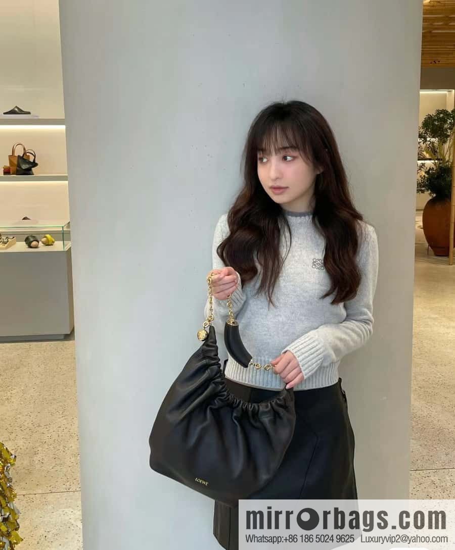 LOEWE Squeezed Underarm Bag 0701 black 29.5CM