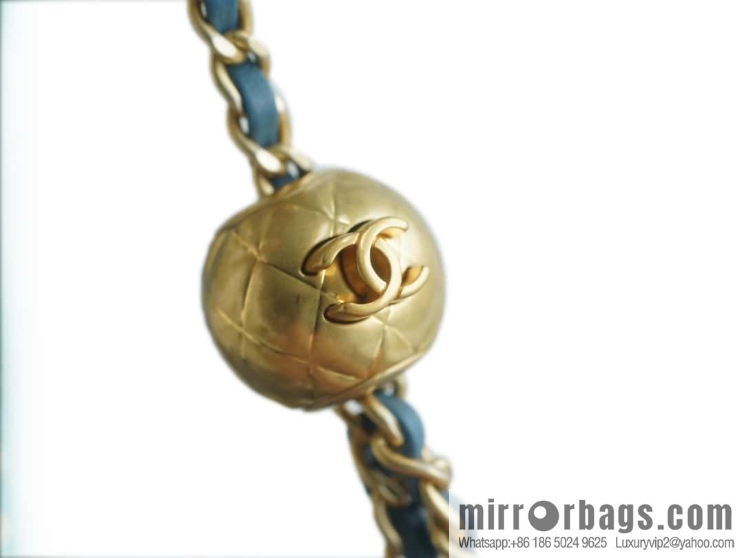 𝐂𝐡𝐚𝐧𝐞𝐥 𝟐𝟑𝐤 Metal Ball Haze Blue AS1787