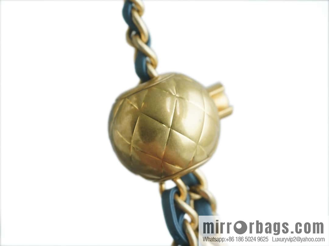 𝐂𝐡𝐚𝐧𝐞𝐥 𝟐𝟑𝐤 Metal Ball Haze Blue AS1787