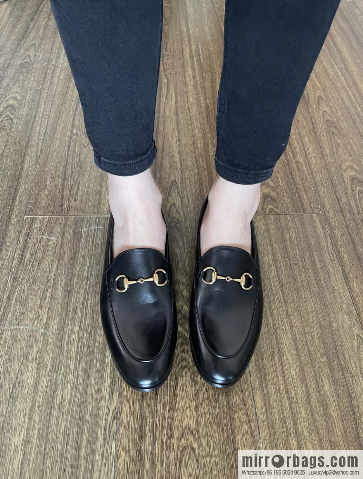 GUCCI Gucci buckle loafers
