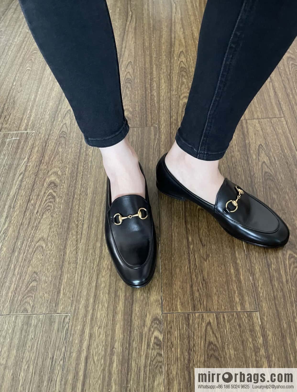 GUCCI Gucci buckle loafers