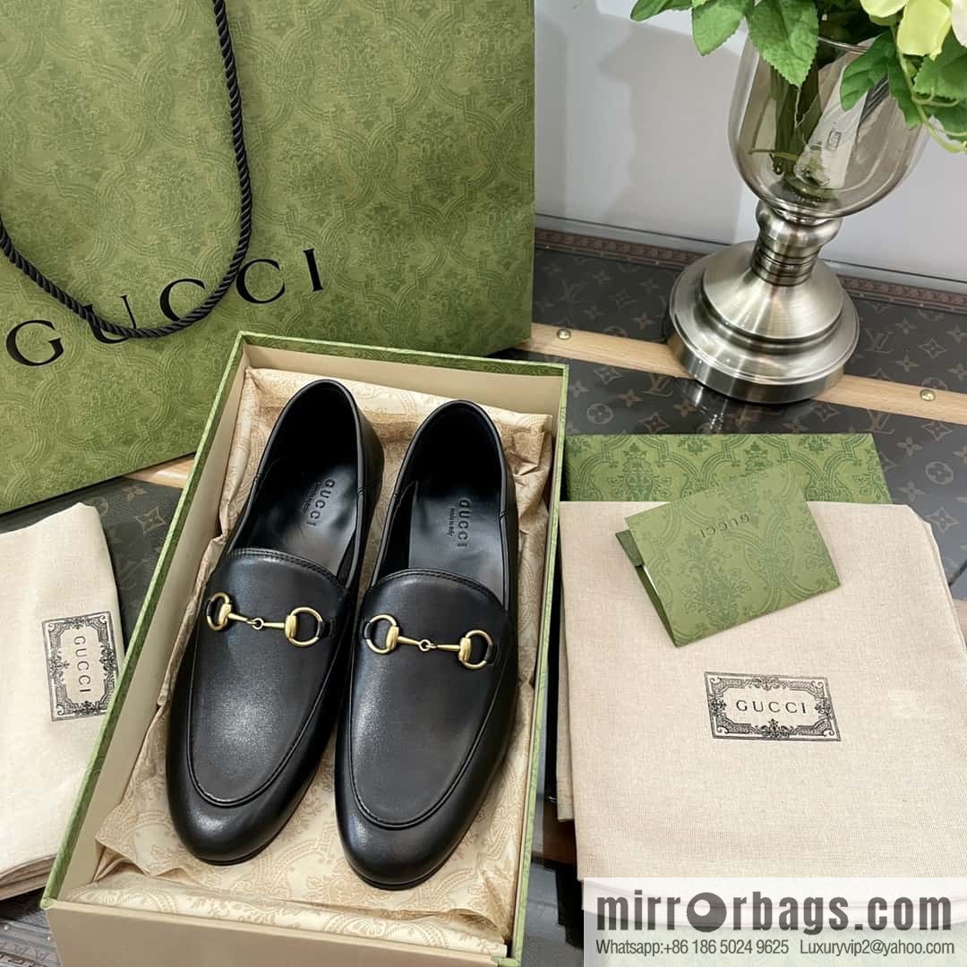 GUCCI Gucci buckle loafers