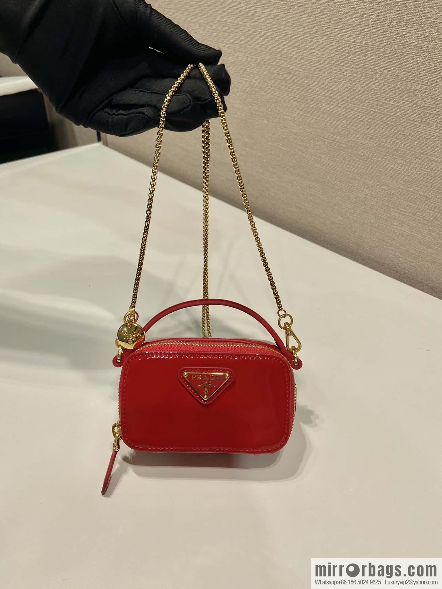 PRADA 🎉 mini small oblique span bag 🎉 1NR025 mini 🎉🎉 red