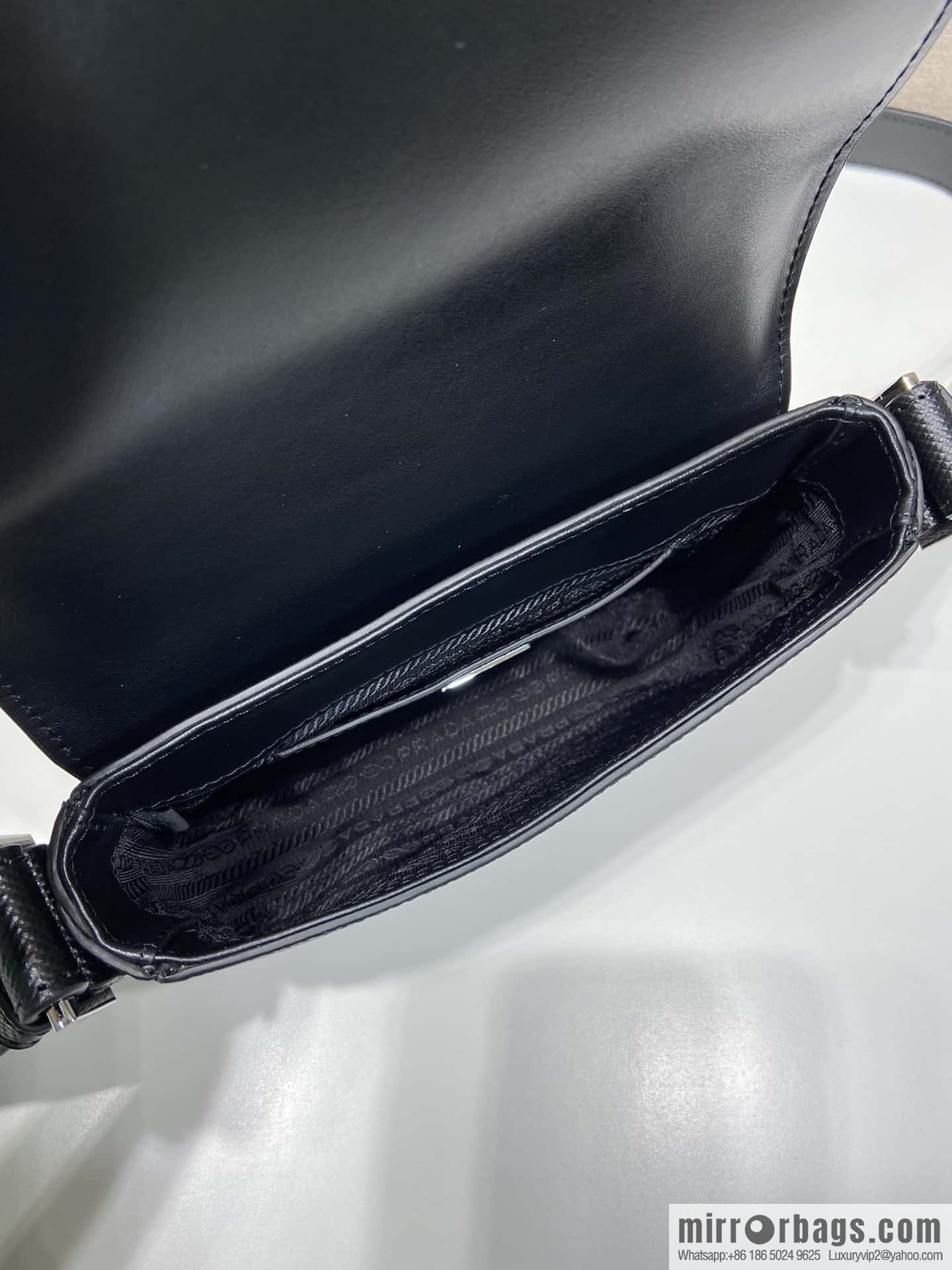 PRADA new shoulder bag 2VD065