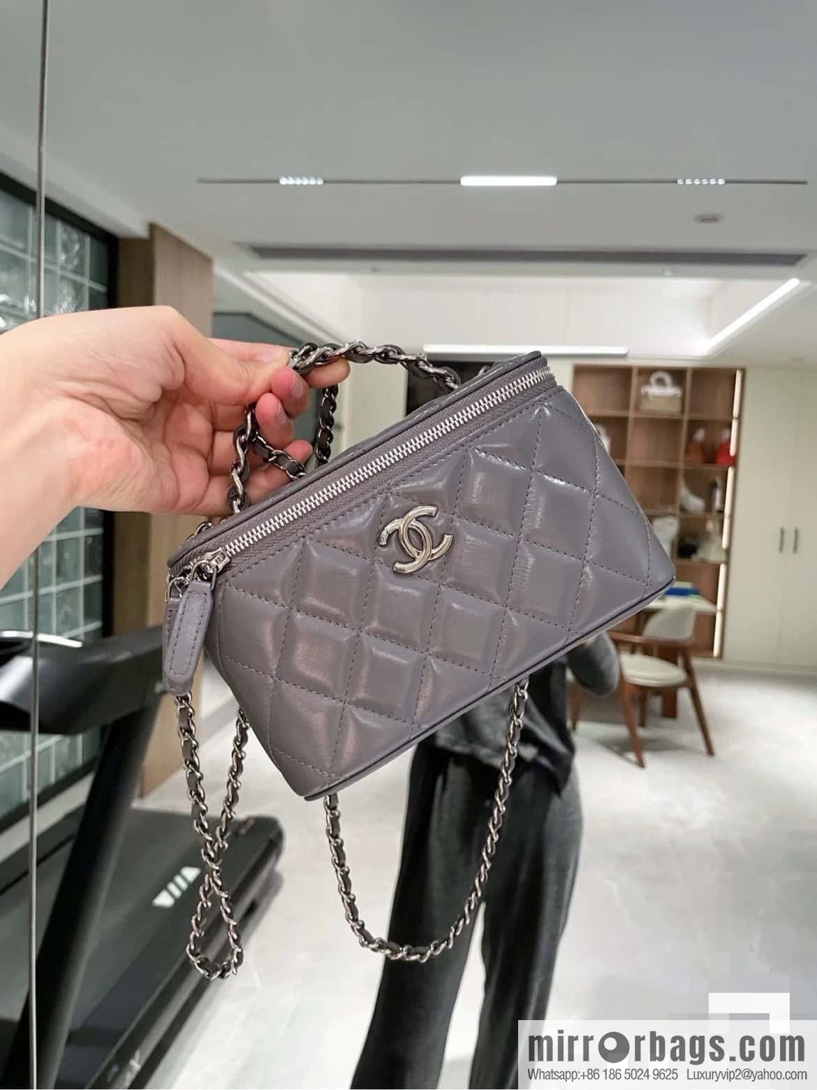 ๐๐๐๐ก๐๐ ๐ฎ๐ฏ๐ธ Rhinestone handle long box, dark grey ๐ AP3593