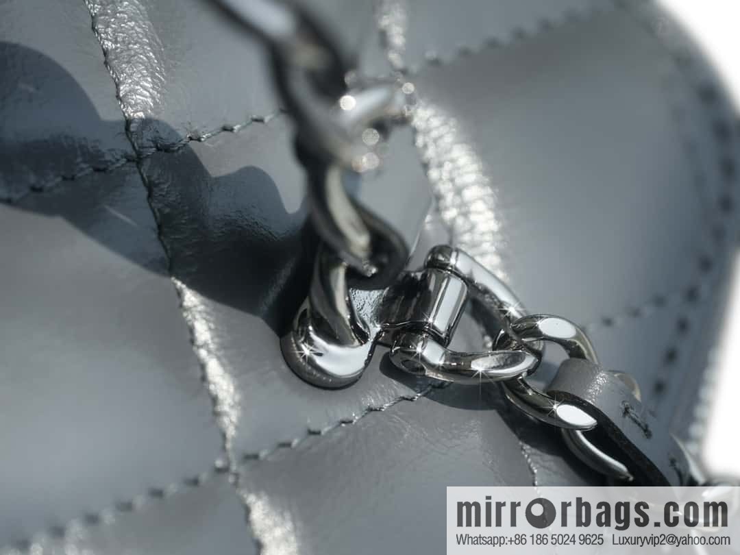 ๐๐๐๐ก๐๐ ๐ฎ๐ฏ๐ธ Rhinestone handle long box, dark grey ๐ AP3593