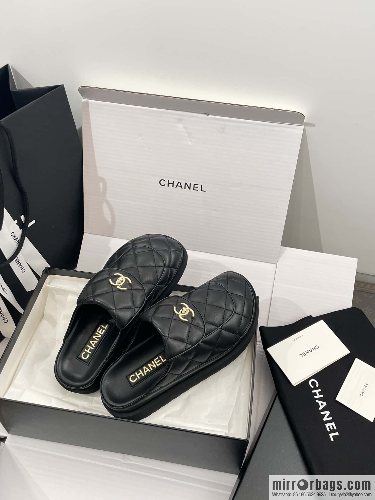 CHANEL Xiaoxiang rhombus metal buckle platform loafers
